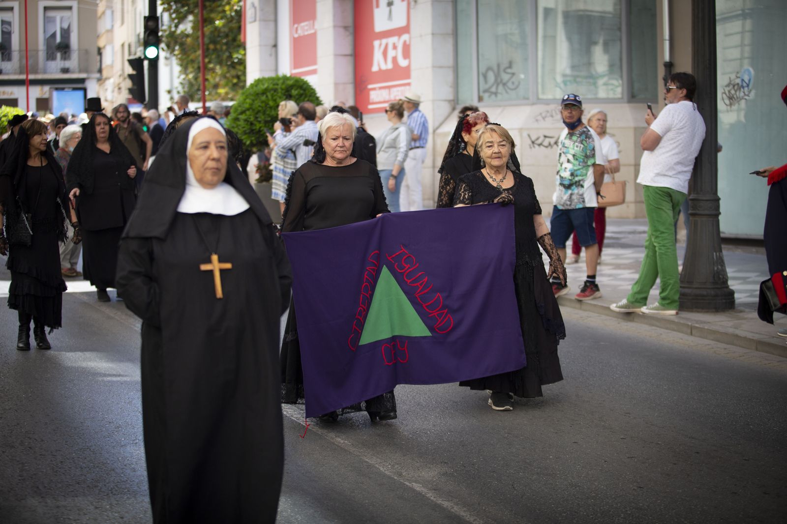 Las imágenes de la celebración del Día de Mariana Pineda, fiesta local en Granada