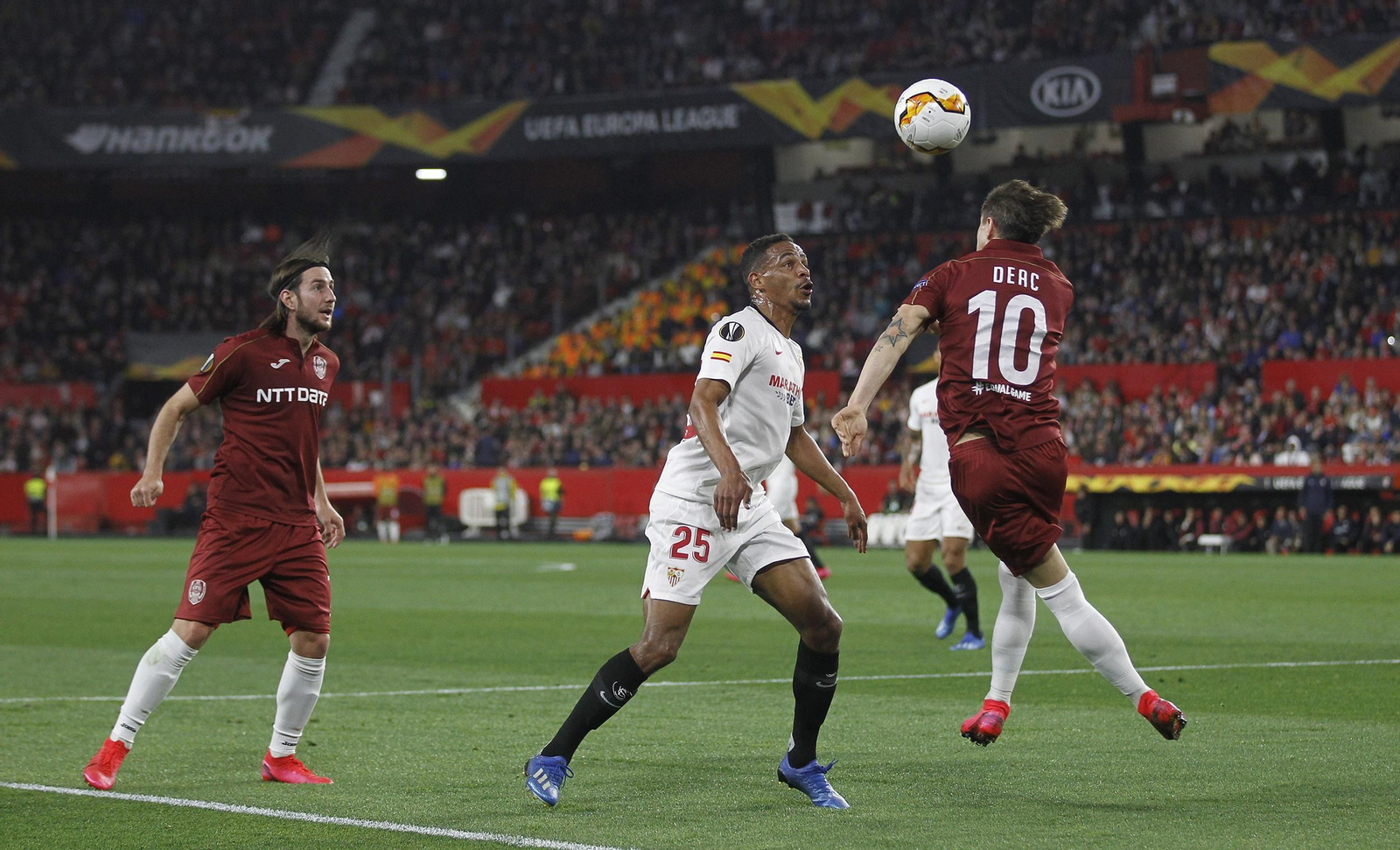 Las imágenes del Sevilla FC- CFR Cluj