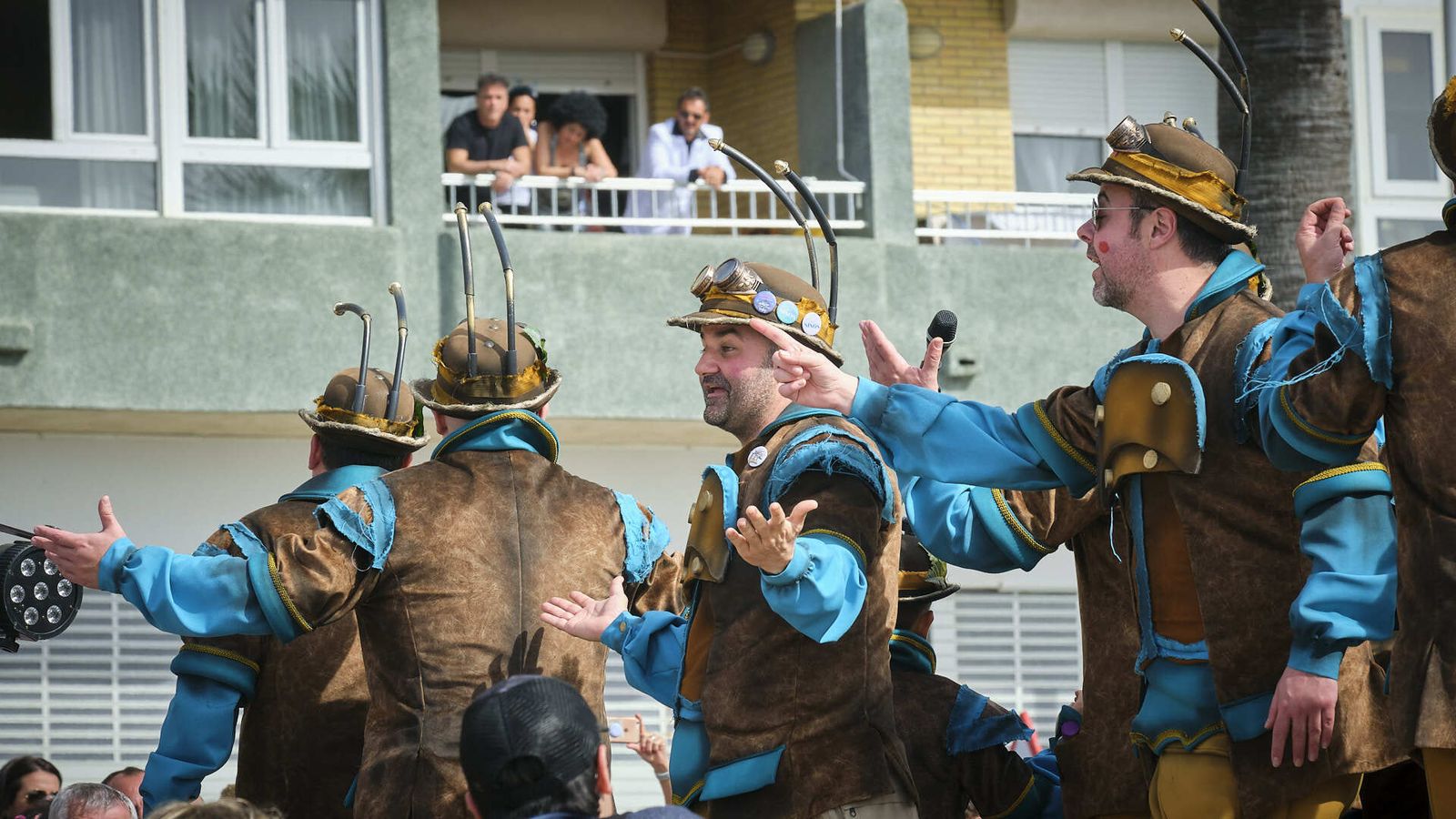 Batalla de Coplas en el Paseo Marítimo de Cádiz