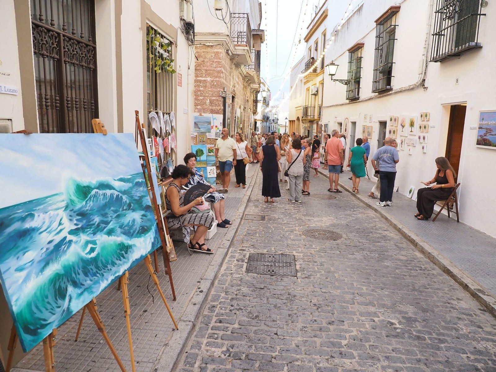 Paseo por el Arte de Ayamonte, el mayor museo efímero a cielo abierto, en imágenes