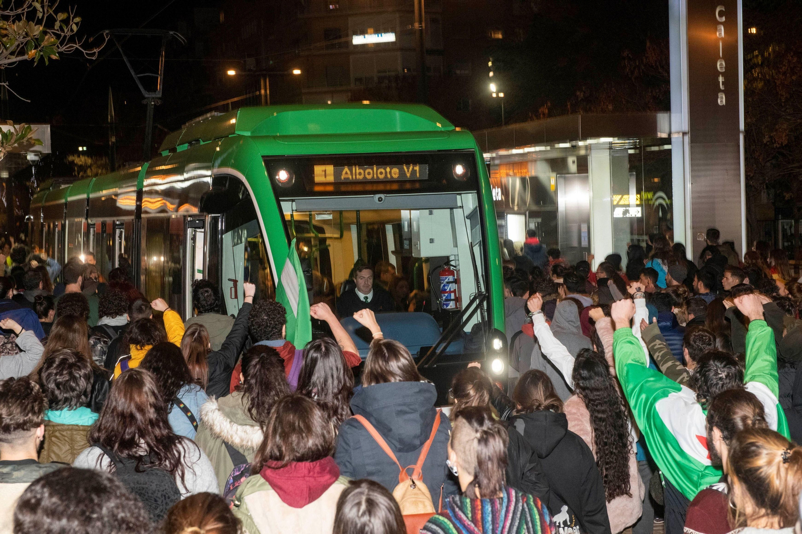 Las imágenes de la manifestación antifascista en Granada