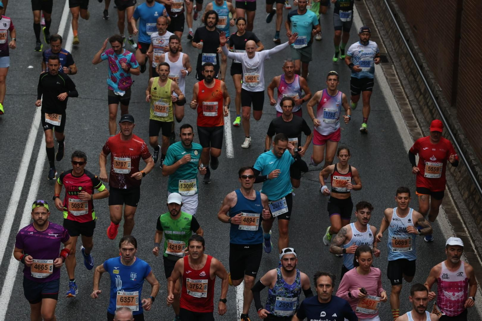 Búscate en la Media Maratón de Sevilla 06
