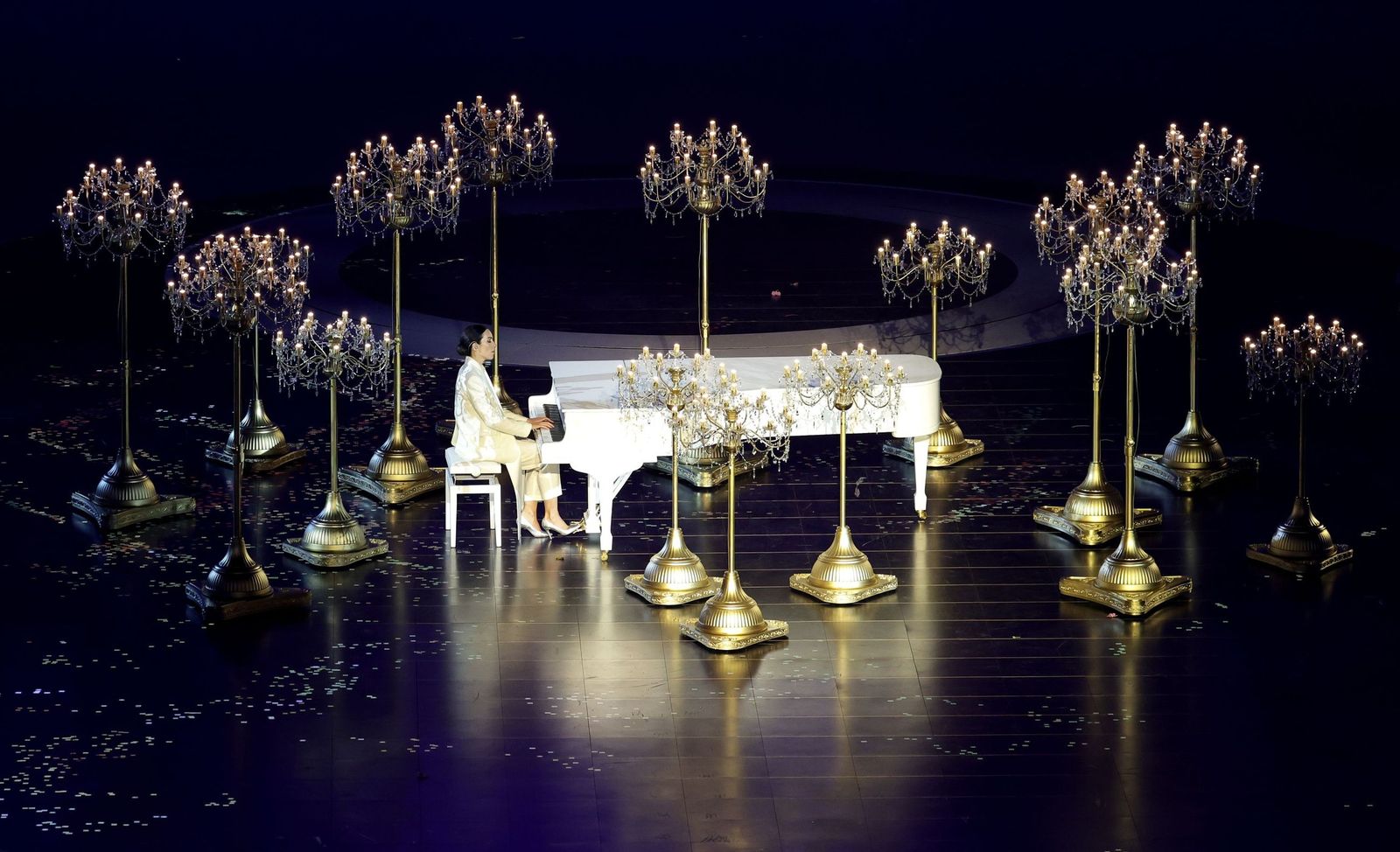 Las mejores fotos de los Juegos Olímpicos de invierno Milán Cortina d'Ampezzo 2026 | Ceremonia de clausura y jornada 17 y última