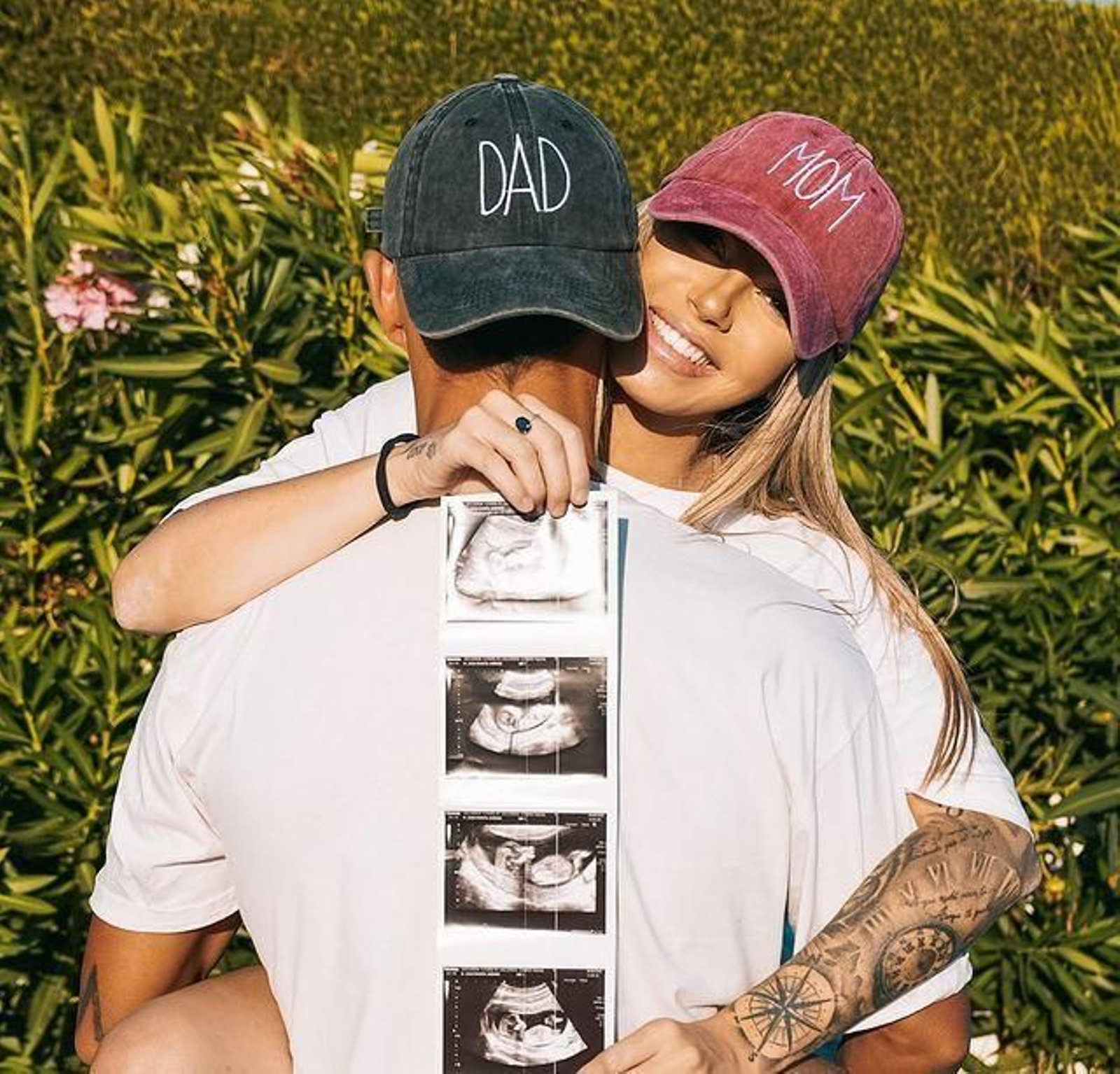 La cantante onubense María Isabel anuncia que está embarazada