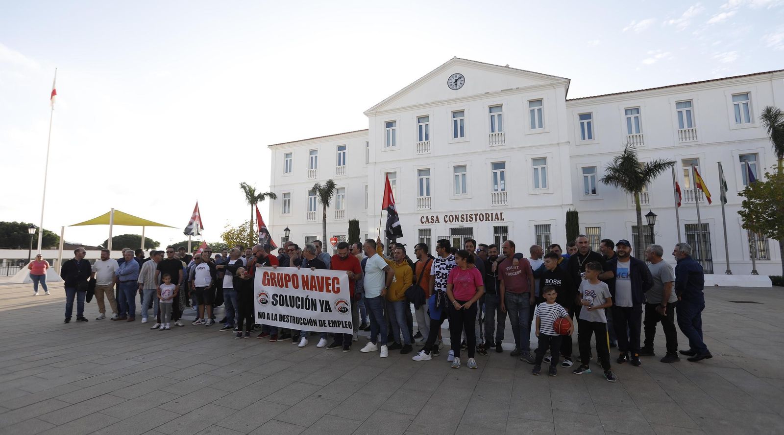 Asamblea de los trabajadores de la empresa Navec con Juan Carlos Ruiz Boix