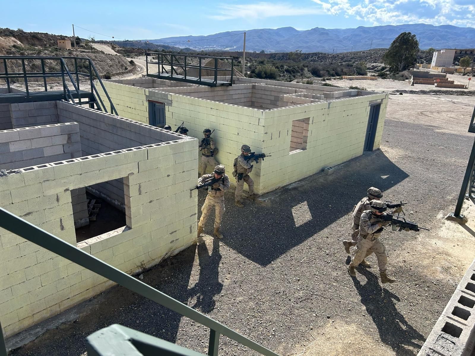 Las fotos del mayor ejercicio de los últimos años en el Estrecho de Gibraltar y el Golfo de Cádiz de la Armada y la OTAN