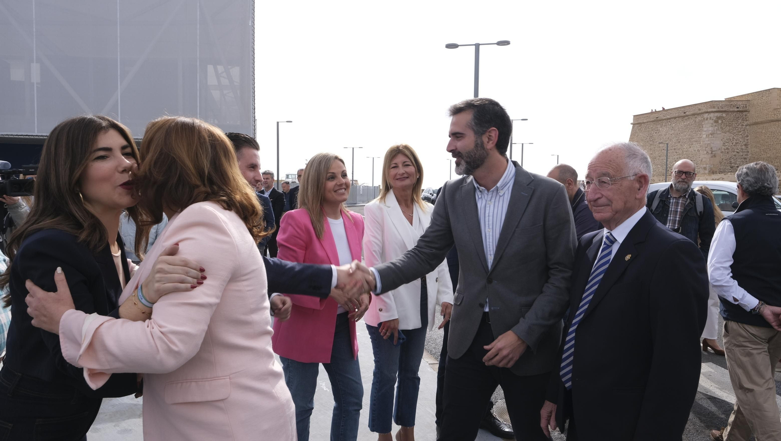 Imágenes de la inauguración de la Lonja del Puerto Pesquero de Roquetas de Mar