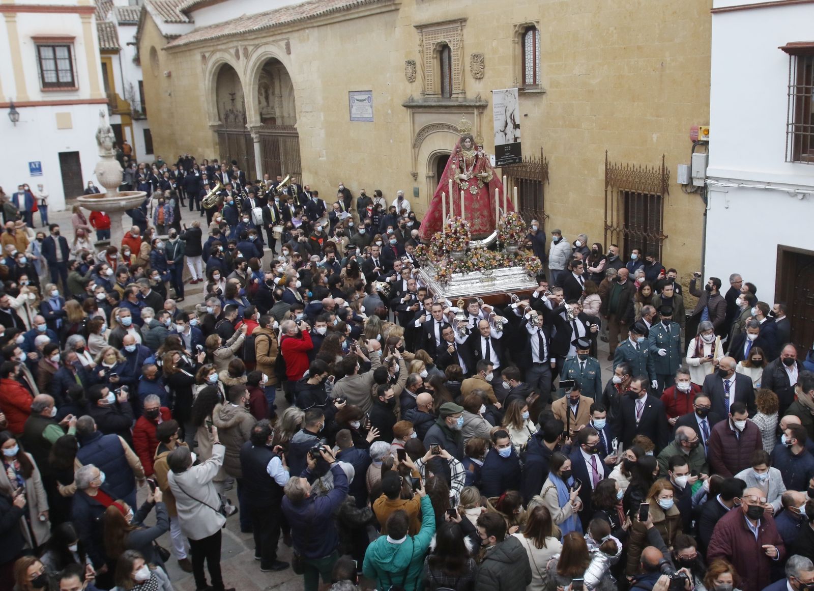 La procesión de la Virgen de Araceli en Córdoba, en imágenes