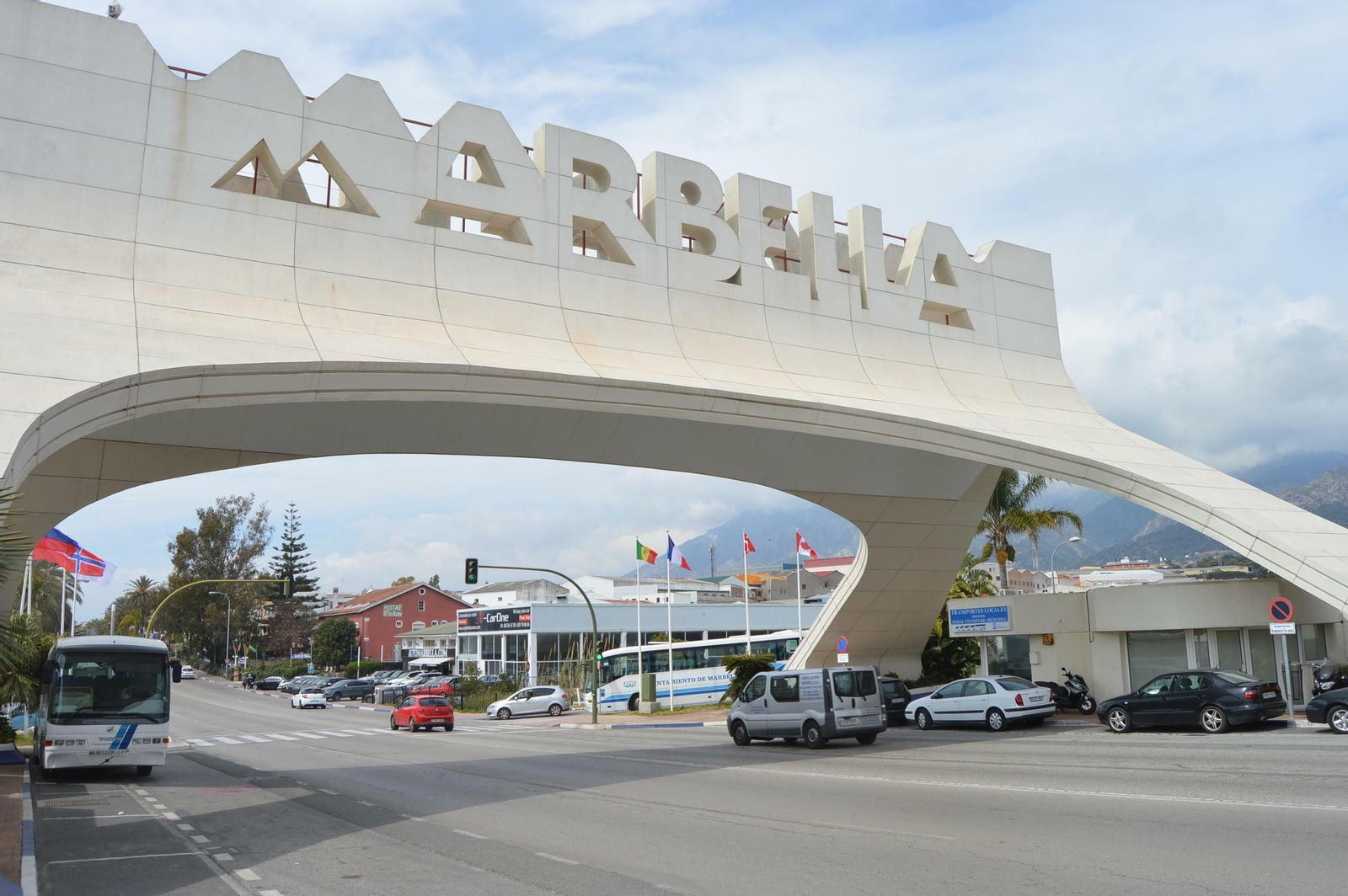 Arco de entrada a Marbella.