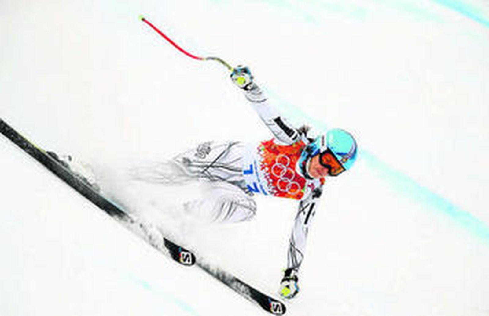La esquiadora Carolina Ruiz Castillo participa en la sesión de entrenamiento para la prueba de descenso femenino.