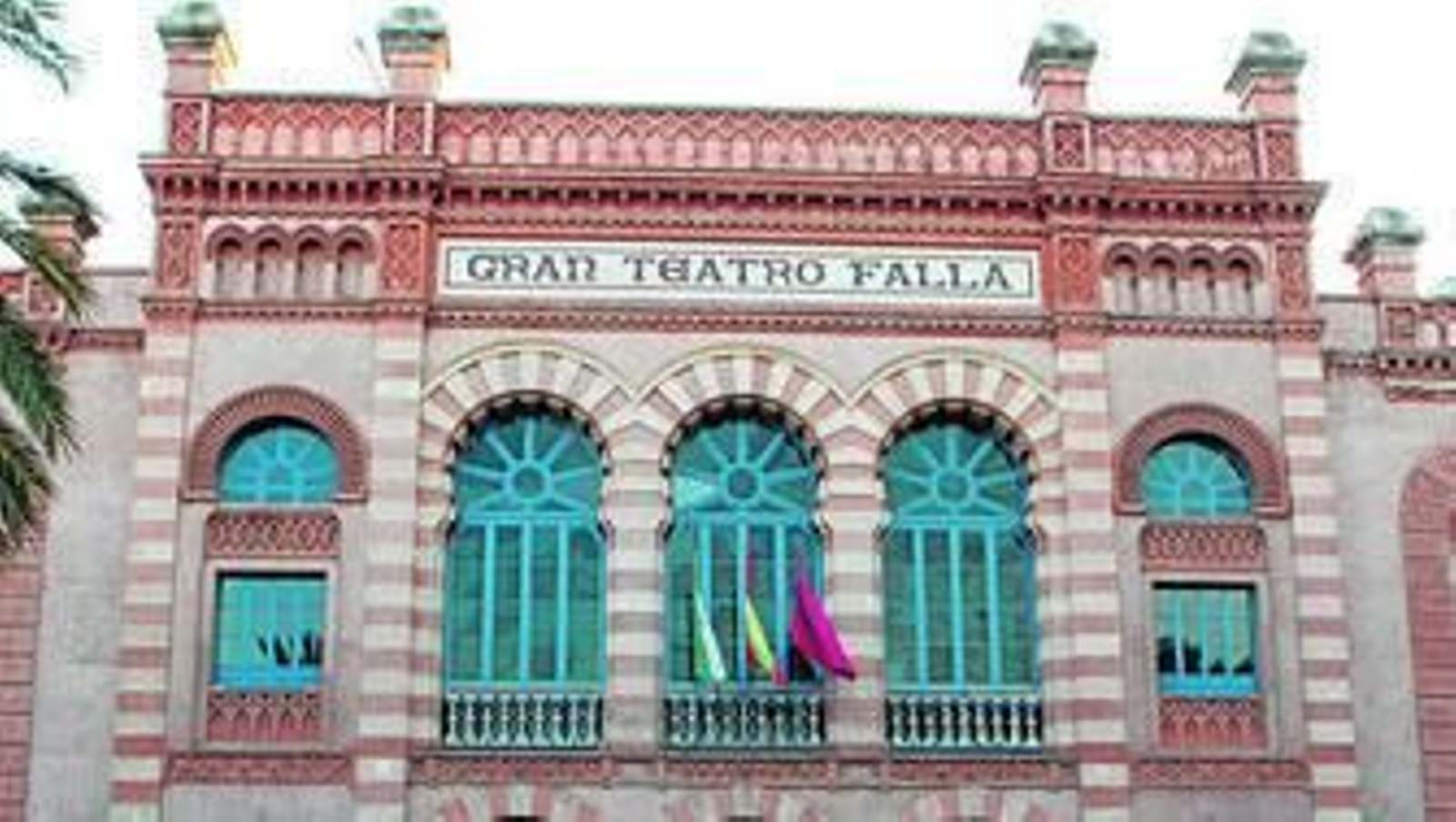 Fachada del Gran Teatro Falla, en cuyo interior tuvieron lugar los hechos denunciados.
