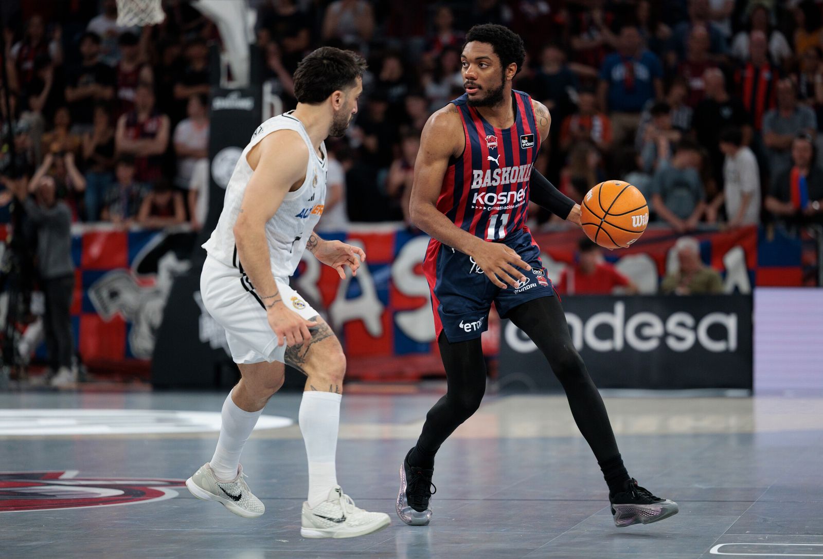 El Madrid tumba al Baskonia y espera a Unicaja o Barcelona en semifinales