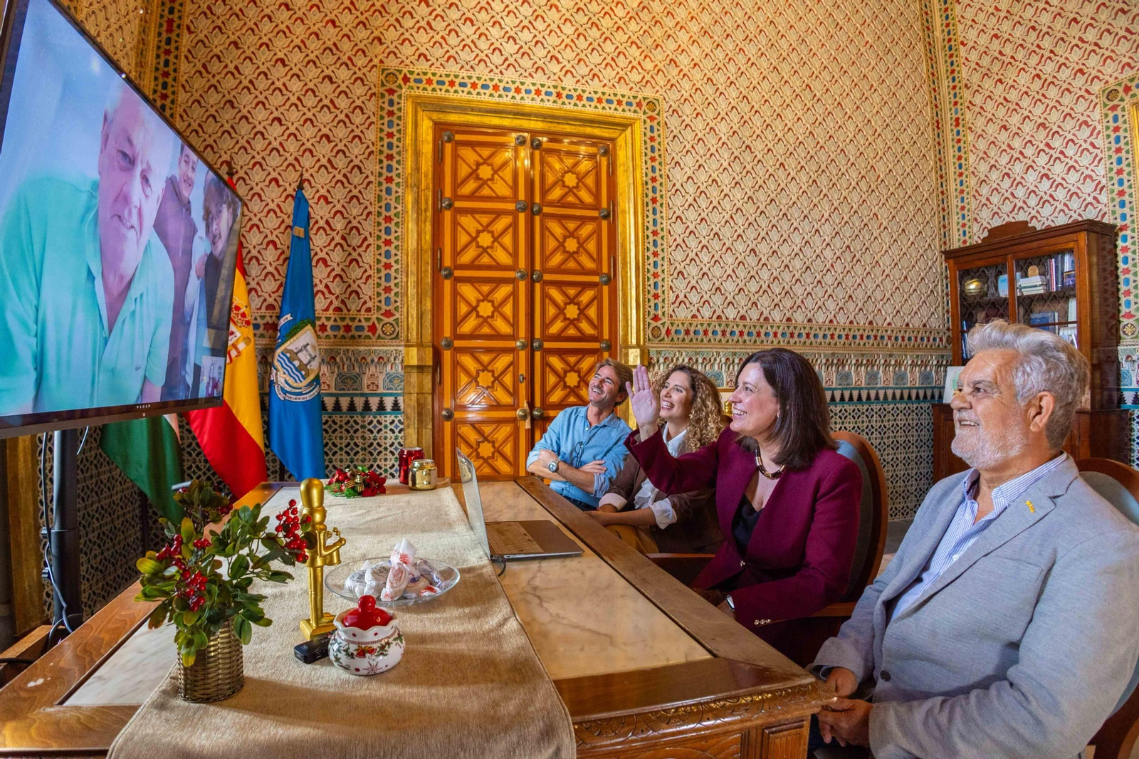 Videoconferencia desde el Ayuntamiento de San Fernando para informar de la designación de los Reyes Magos