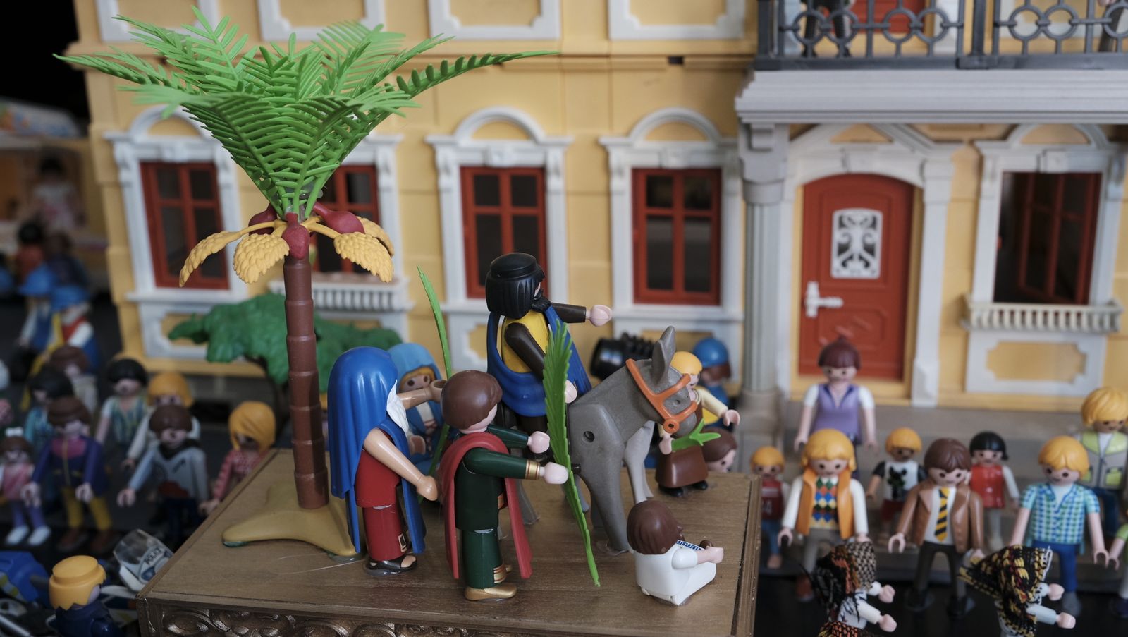 Inauguración de la exposición de playmobil de semana santa de Almería