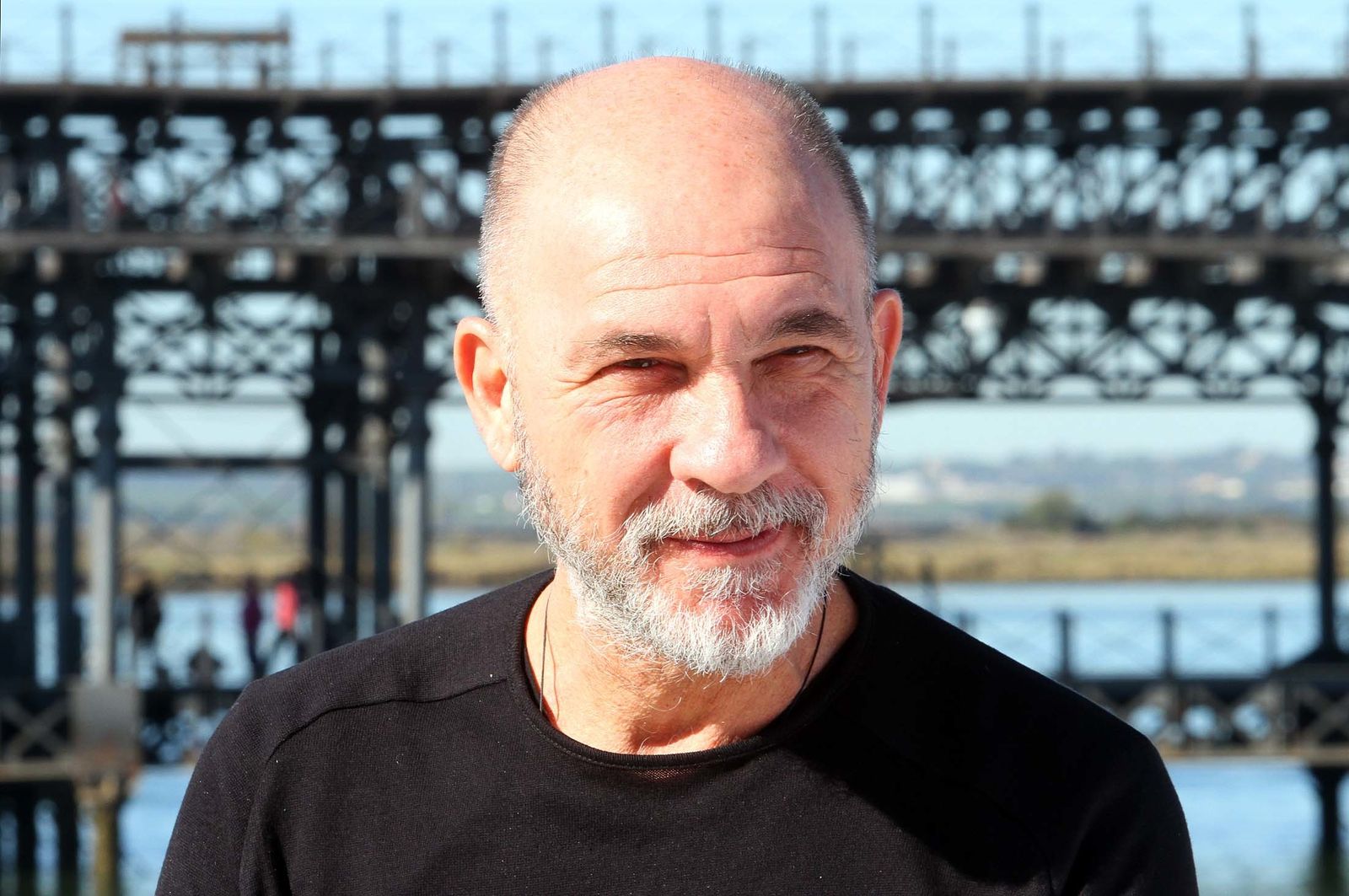 Imágenes de la entrega del premio Ciudad de Huelva a Darío Grandinetti.