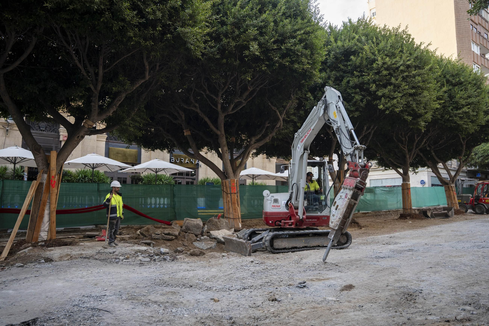 Las imágenes de las obras del paseo de Almería