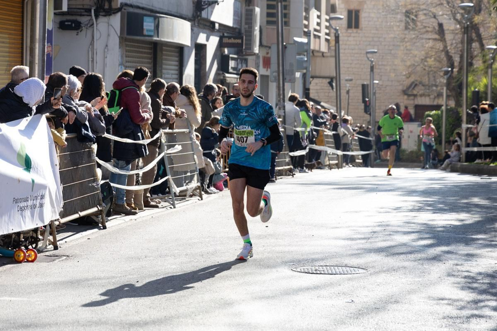 Deporte y solidaridad se unen en la IV Carrera Popular IES San Juan Bosco, en imágenes