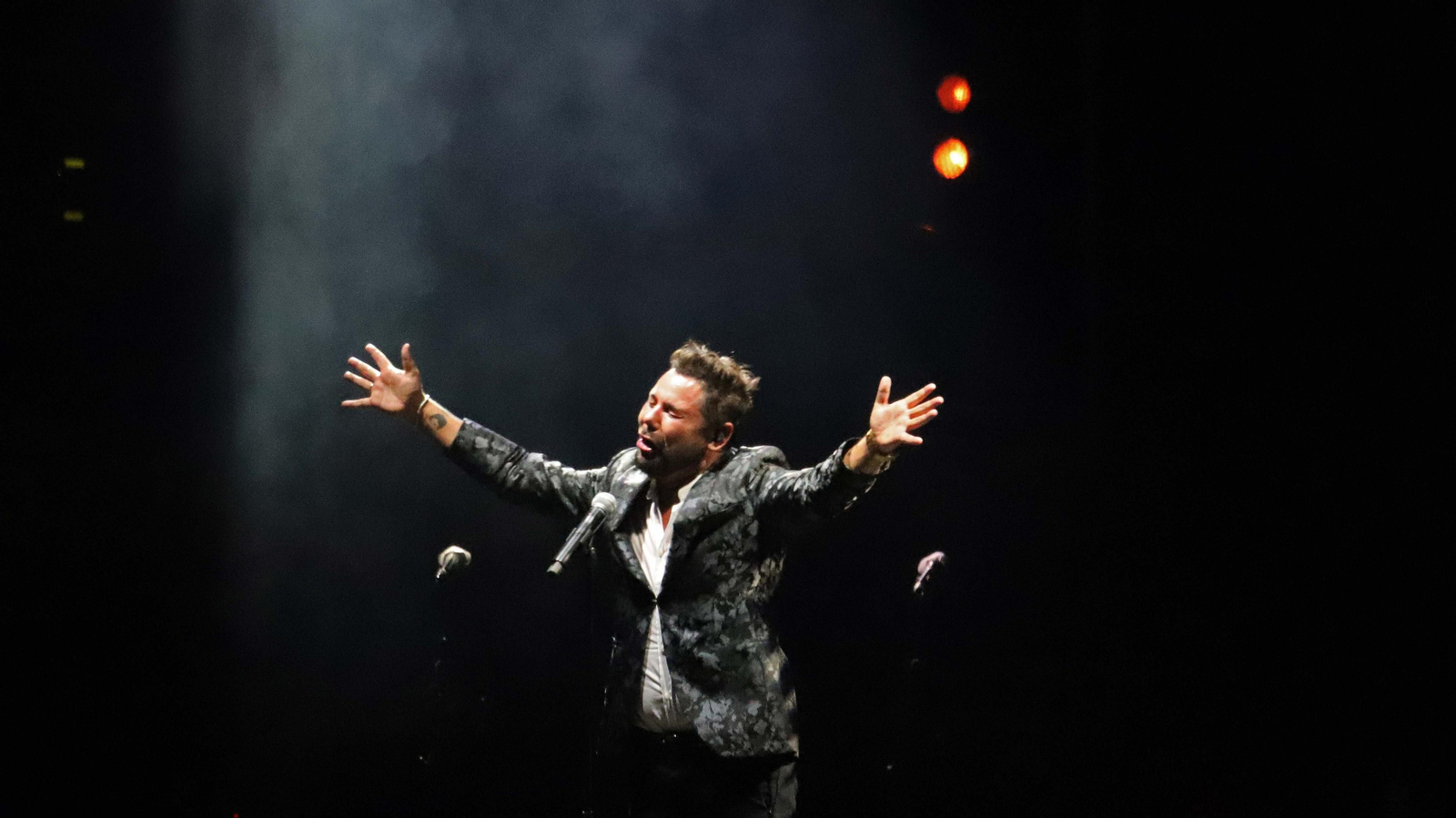 Las mejores fotos del concierto de Miguel Poveda en Algeciras