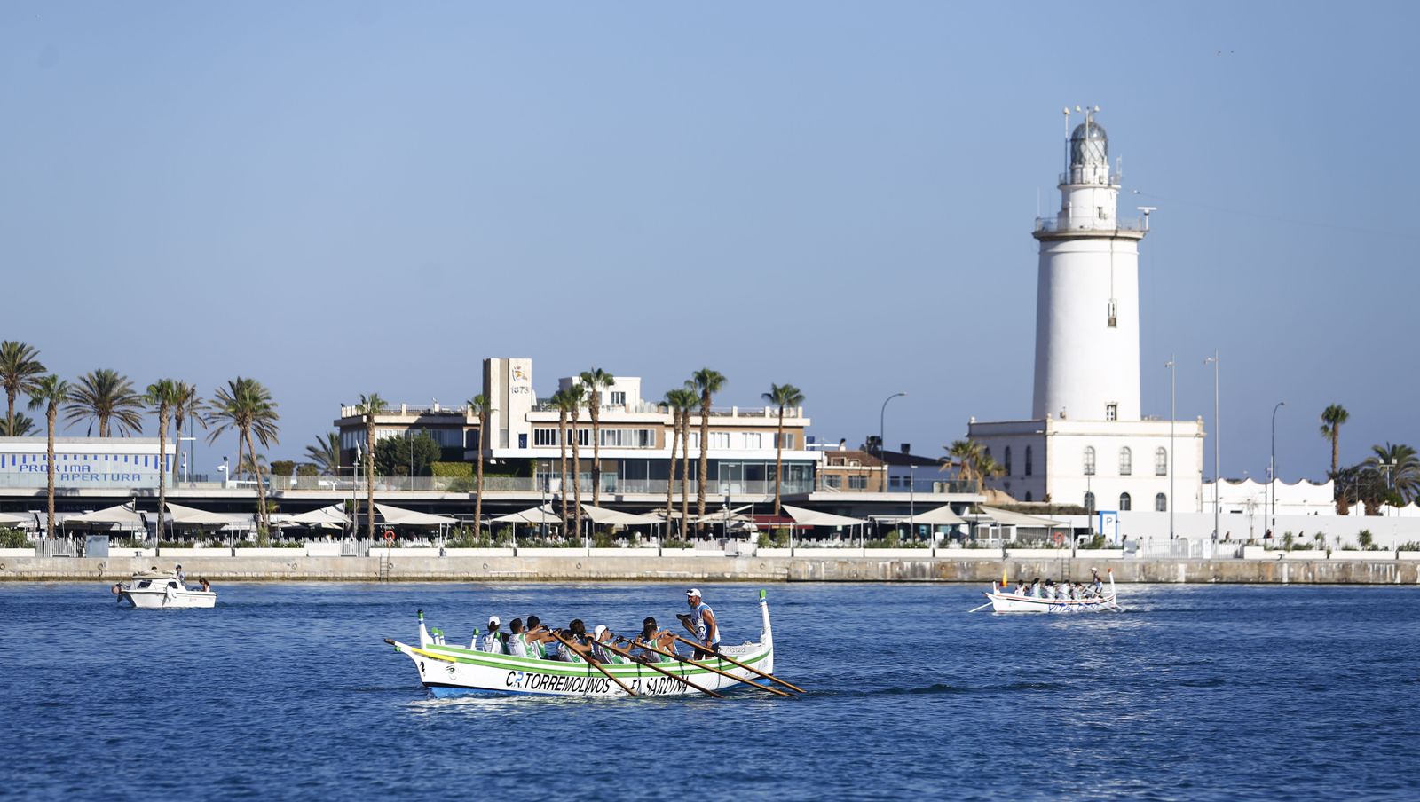 Las fotos de la carrera de jábegas en el puerto de Málaga