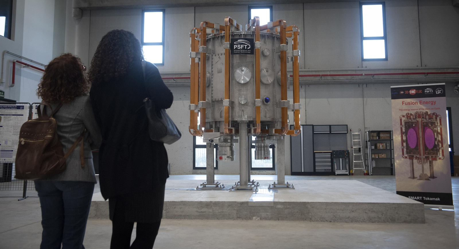 Imágenes de la presentación de Tokamak Smart