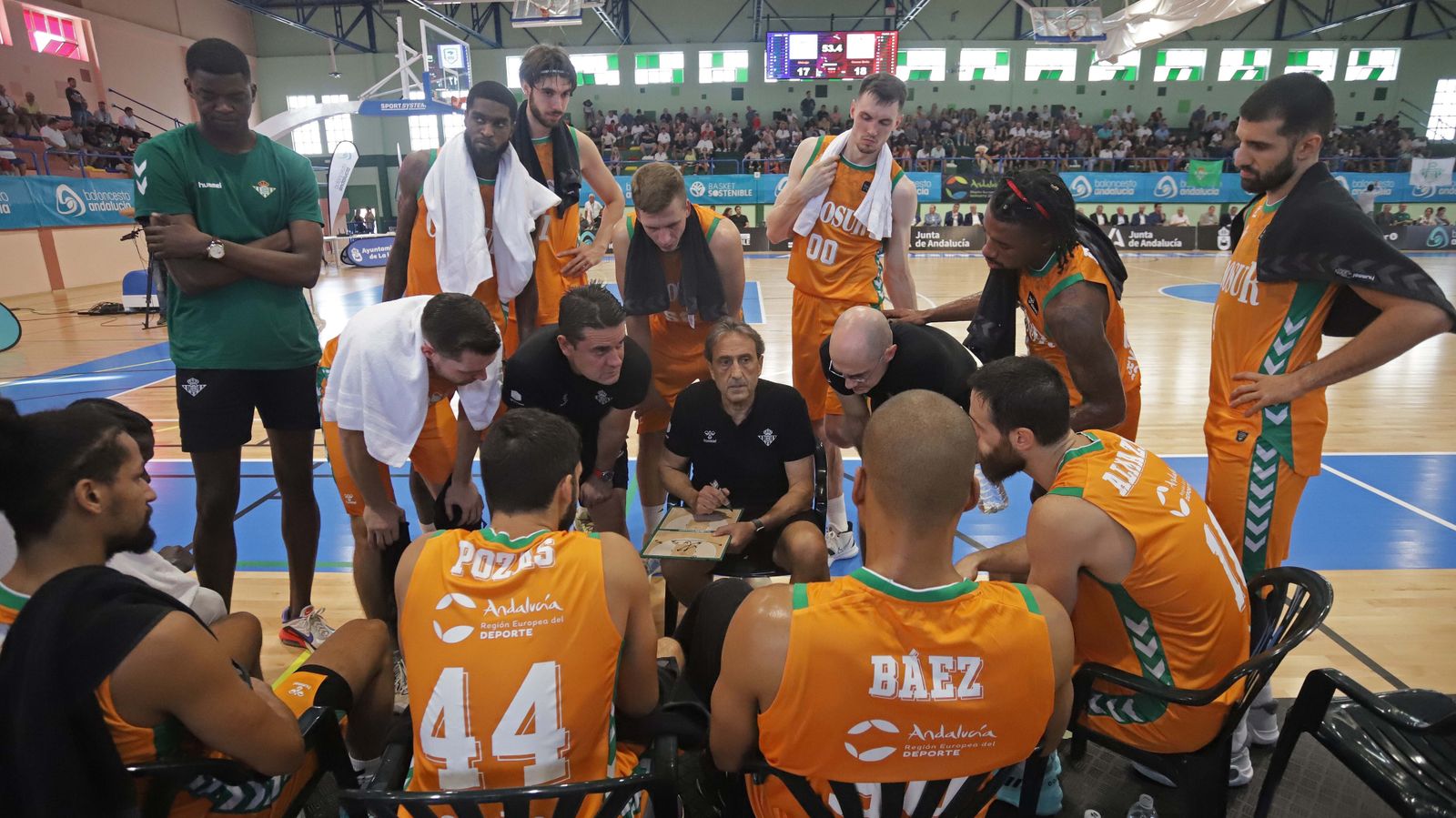 Las mejores fotos del Unicaja - Betis en La Línea