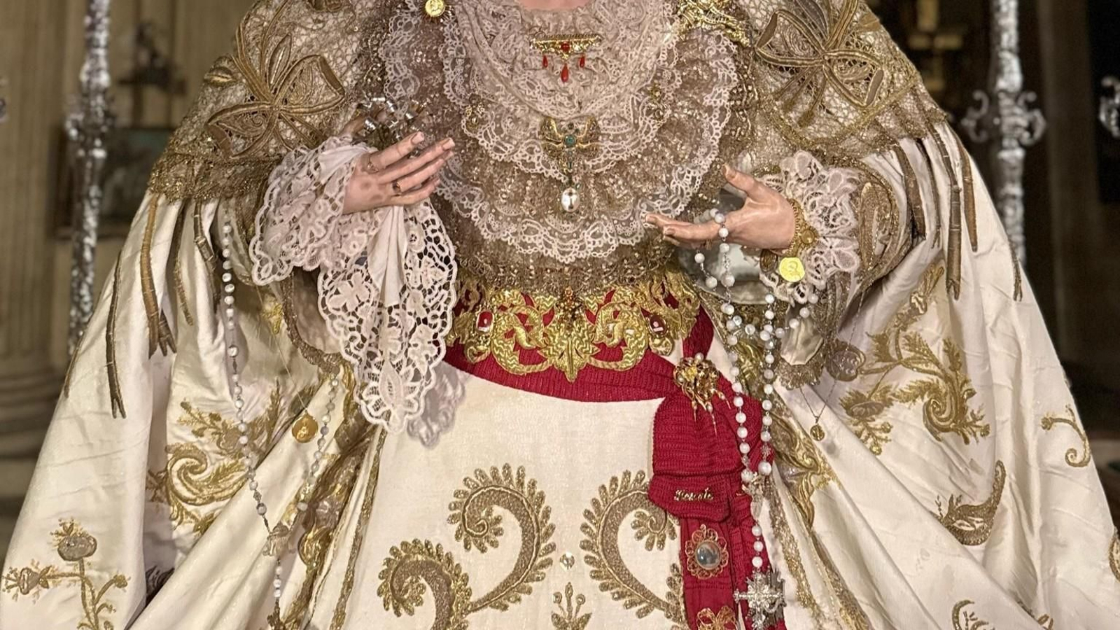 Fotogalería ‘Granada bajo palio’ 2025: María Santísima de la Encarnación