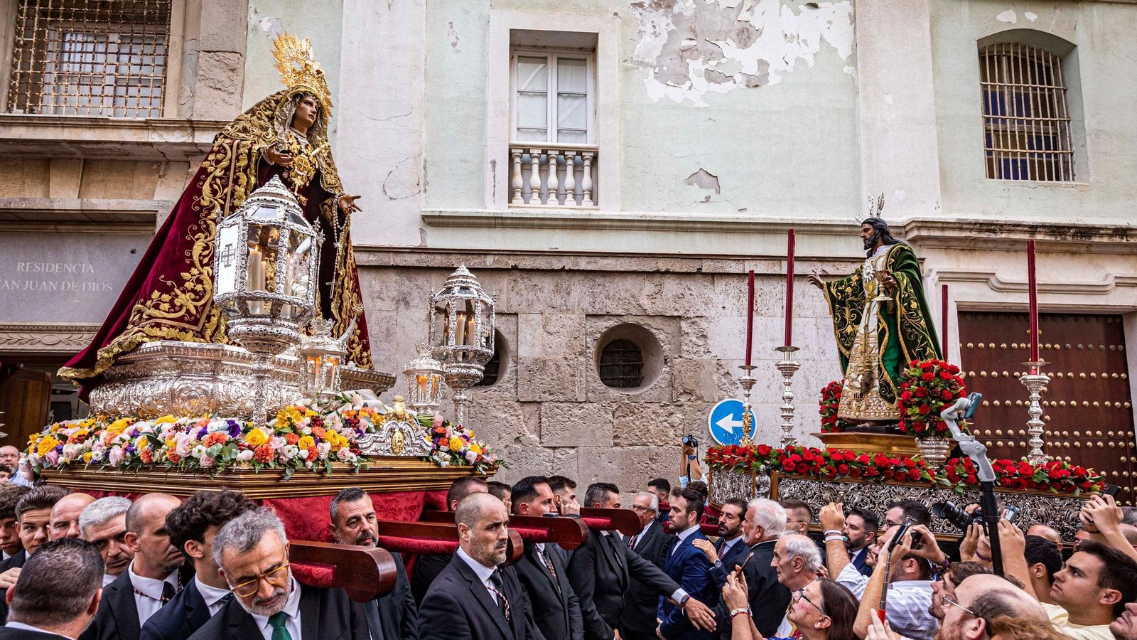 El encuentro del Señor de La Cena y la Virgen de los Dolores