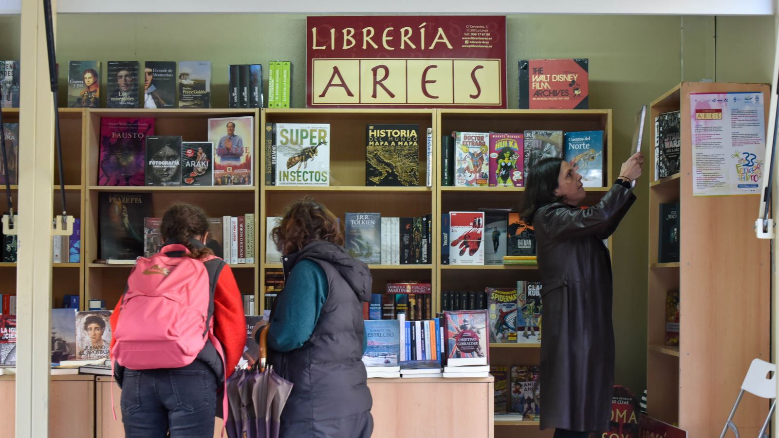 Las fotos de la Feria del Libro de La Línea