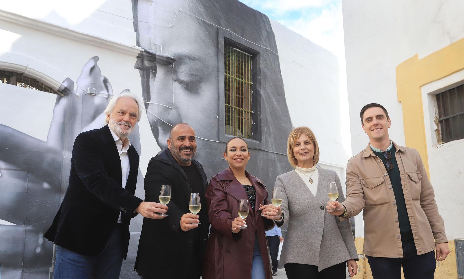 Fotomural de María Terremoto realizado por el fotoperiodista Juan Carlos Toro en Jerez