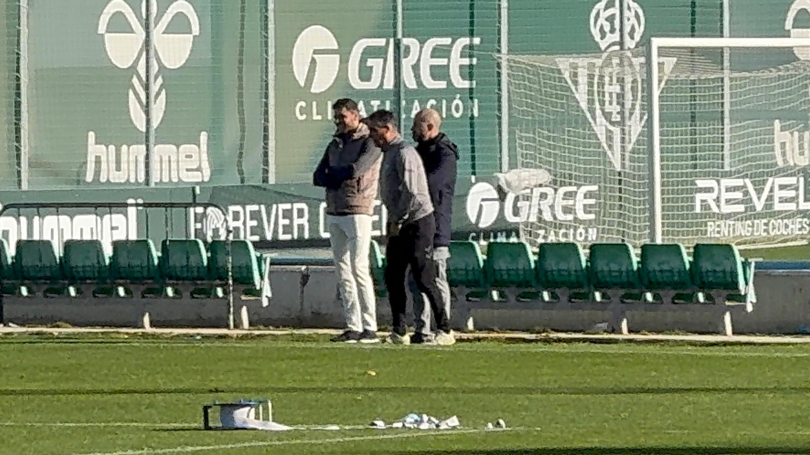 Joaquín Sánchez y Manu Fajardo en el entrenamiento del Betis