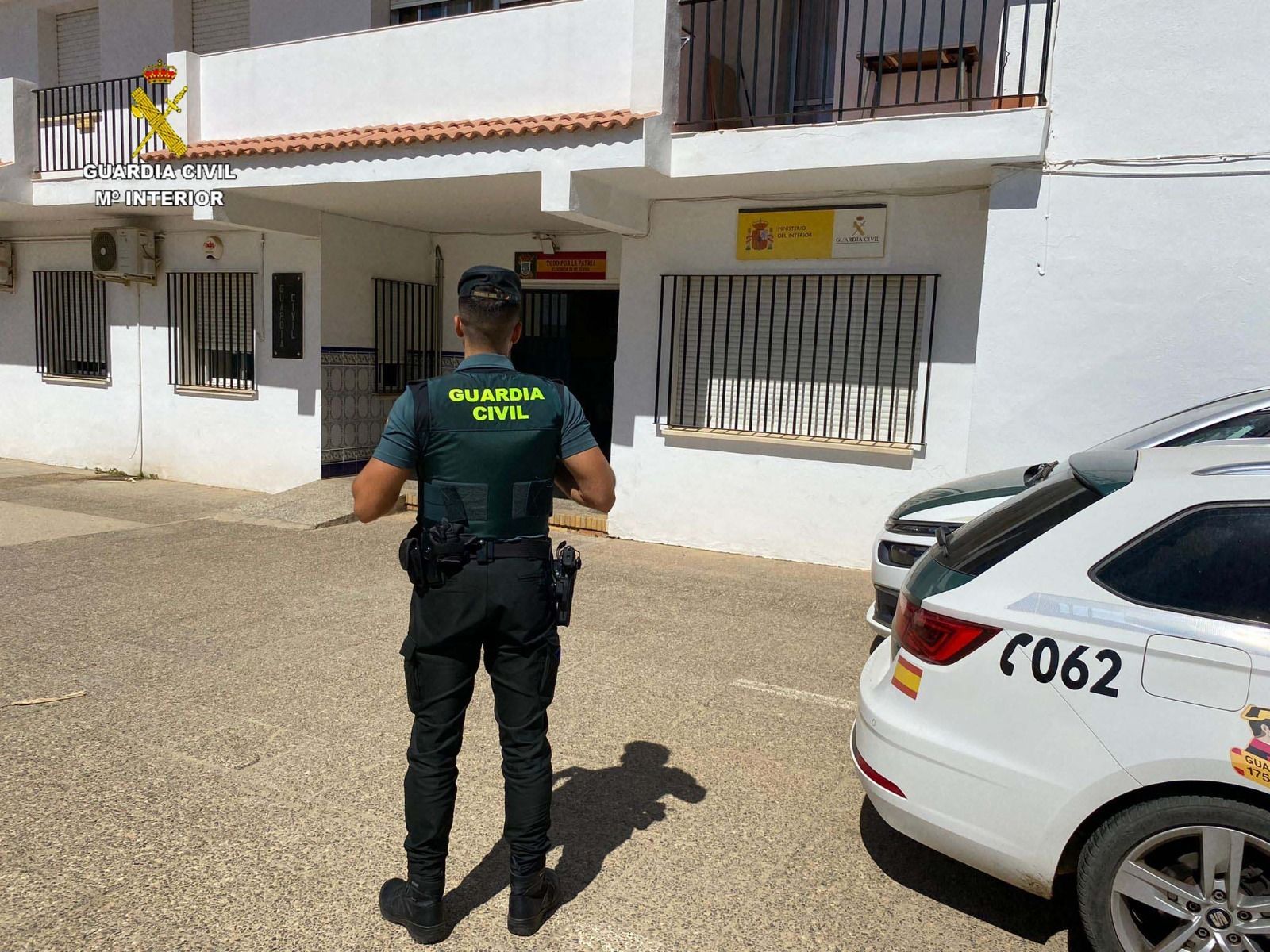 El detenido fue interceptado tras robar en el punto limpio de la localidad de Palos.