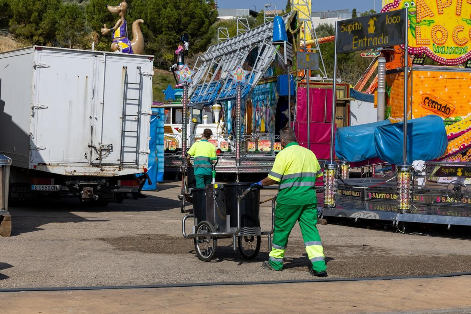 Así avanza el montaje de la feria de San Lucas