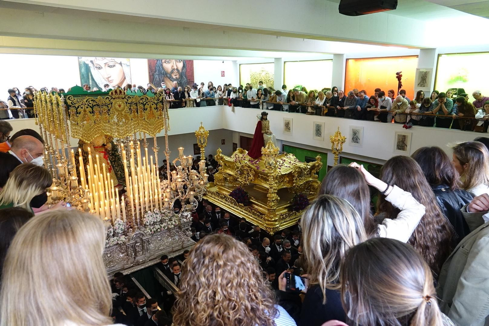 Las fotos de Estudiantes, en el Lunes Santo de Málaga