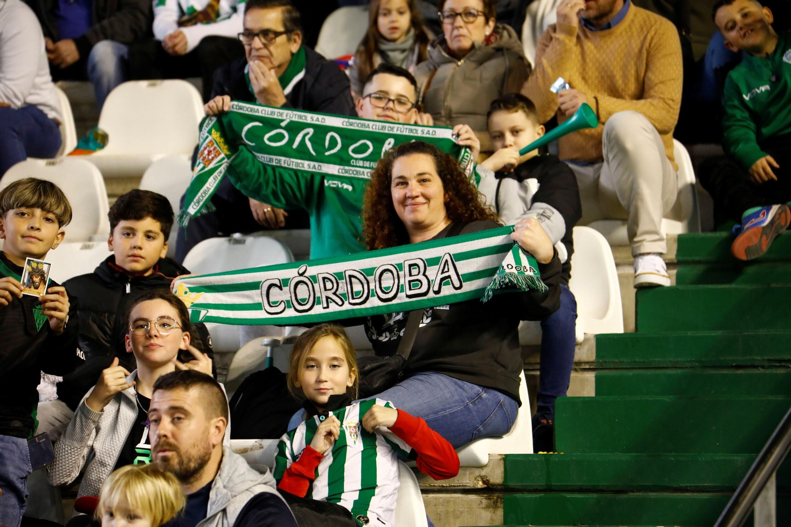 Las mejores fotos del ambiente en El Arcángel para el Córdoba CF - Real Murcia