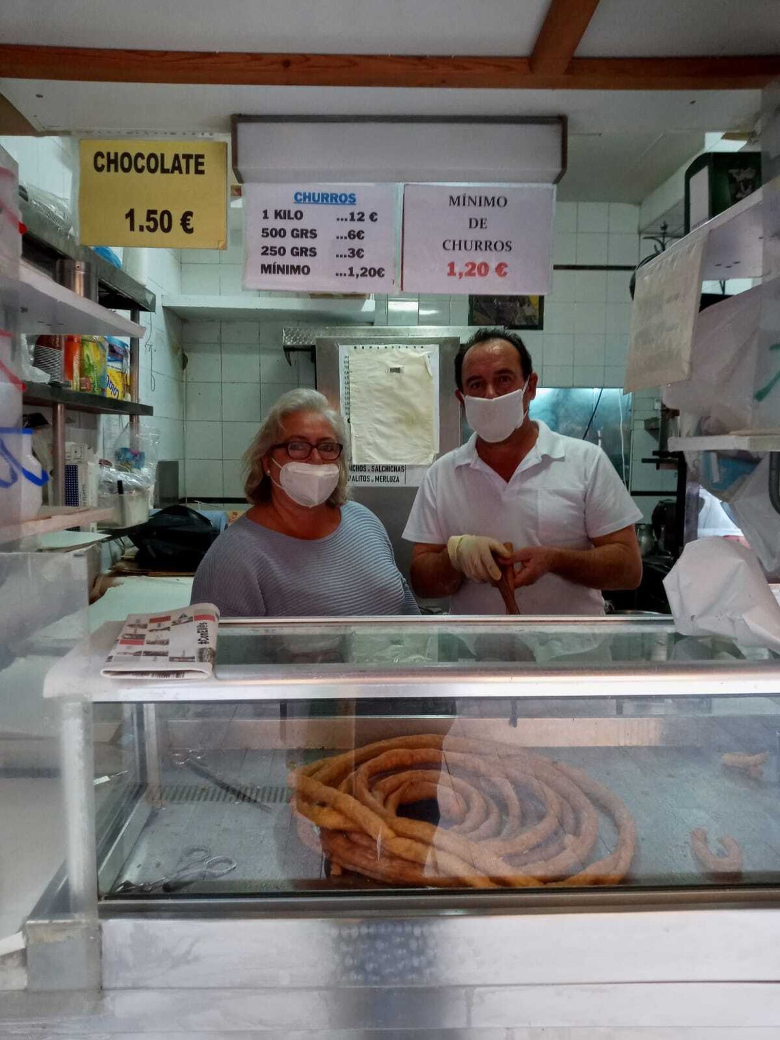 El puesto de calentitos de la Alfalfa