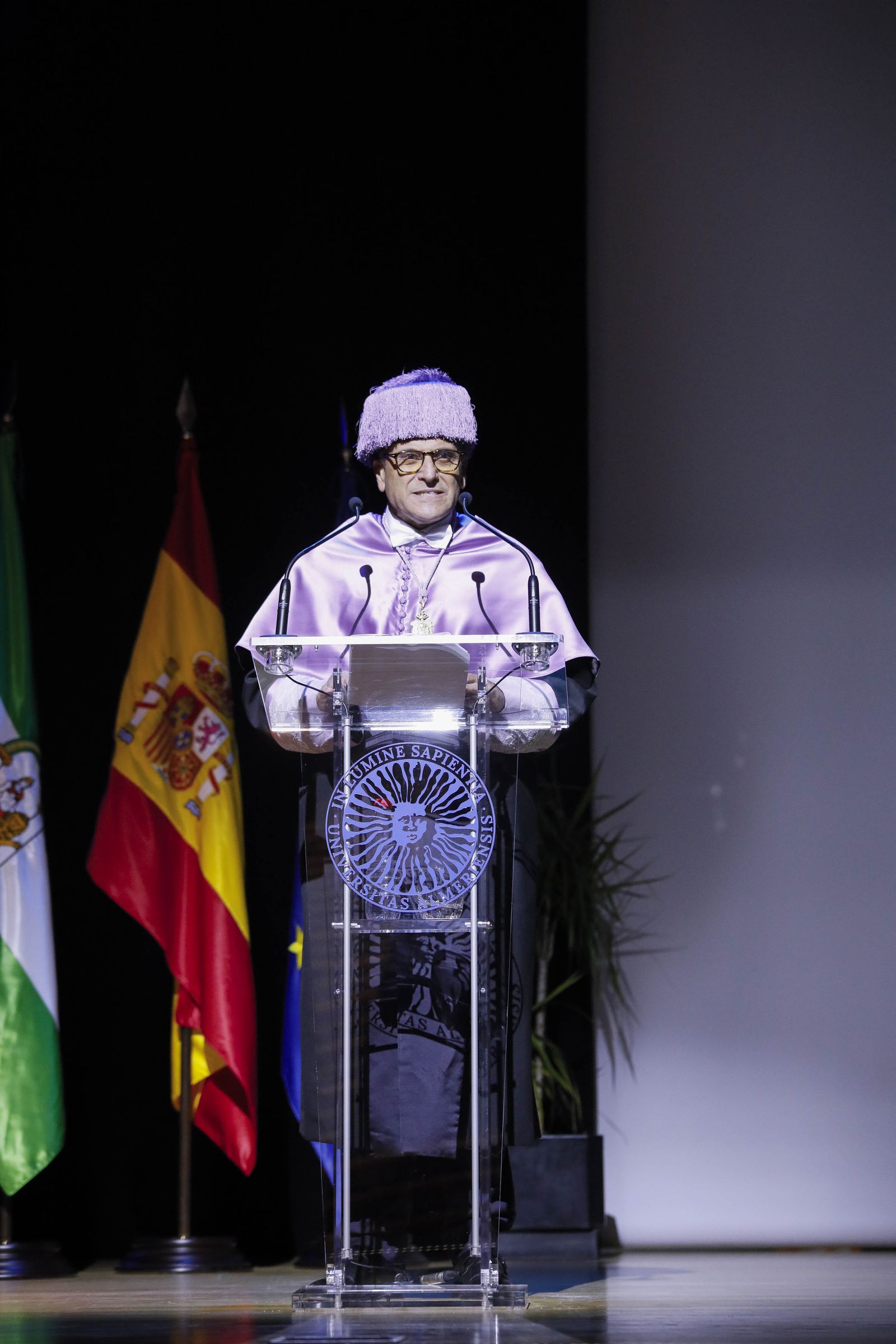 El doctor José María Peiró Silla es investido Doctor Honoris Causa por la UAL, en imágenes