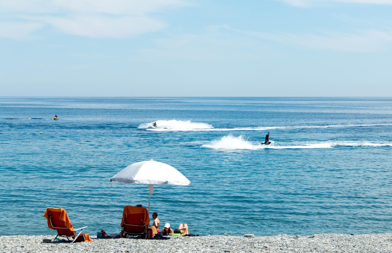 Control aéreo para las motos de agua, la propuesta del PP de Almuñécar para terminar con la problemática de cada verano