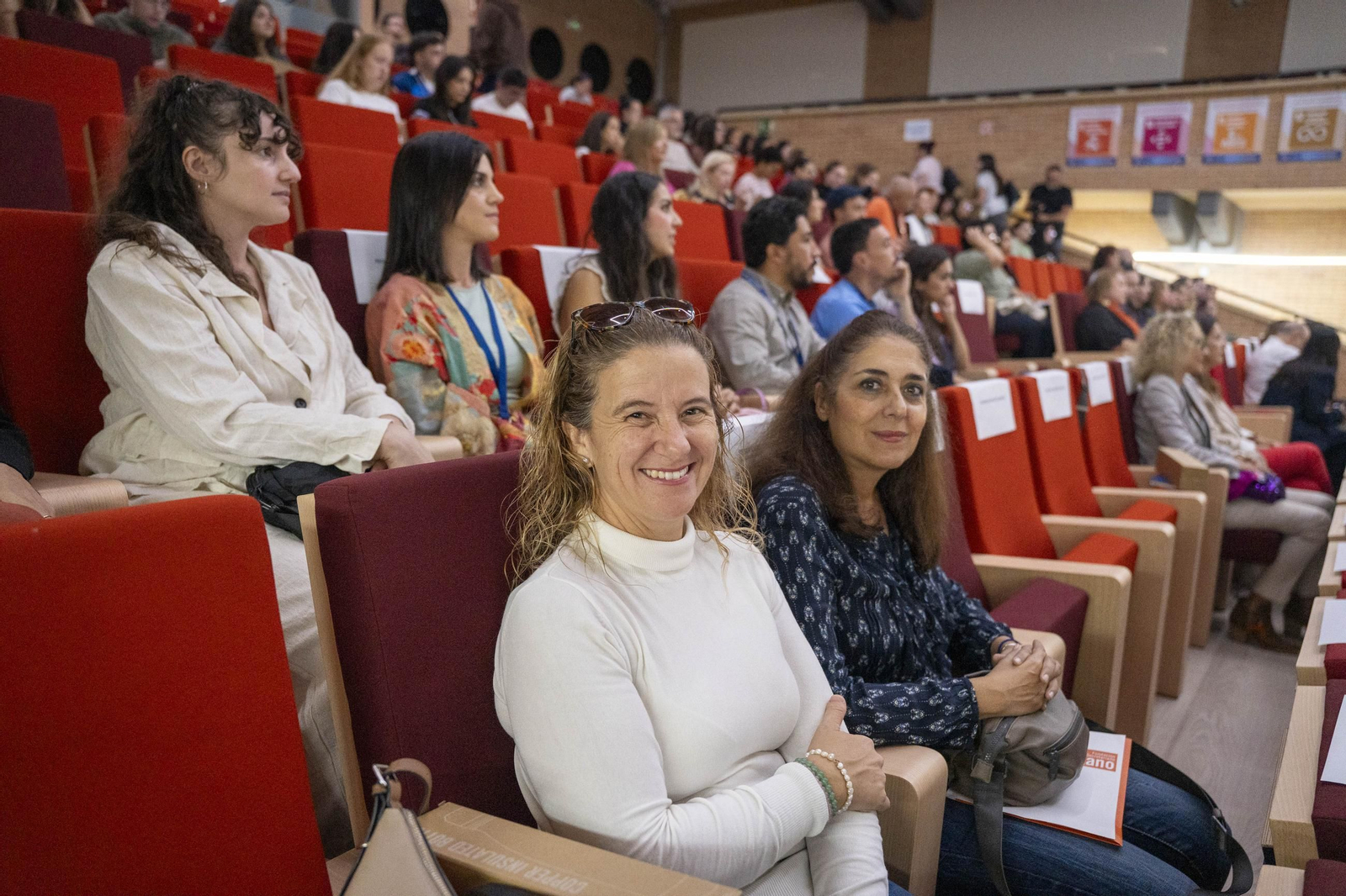 El I Foro Almería Social, en imágenes