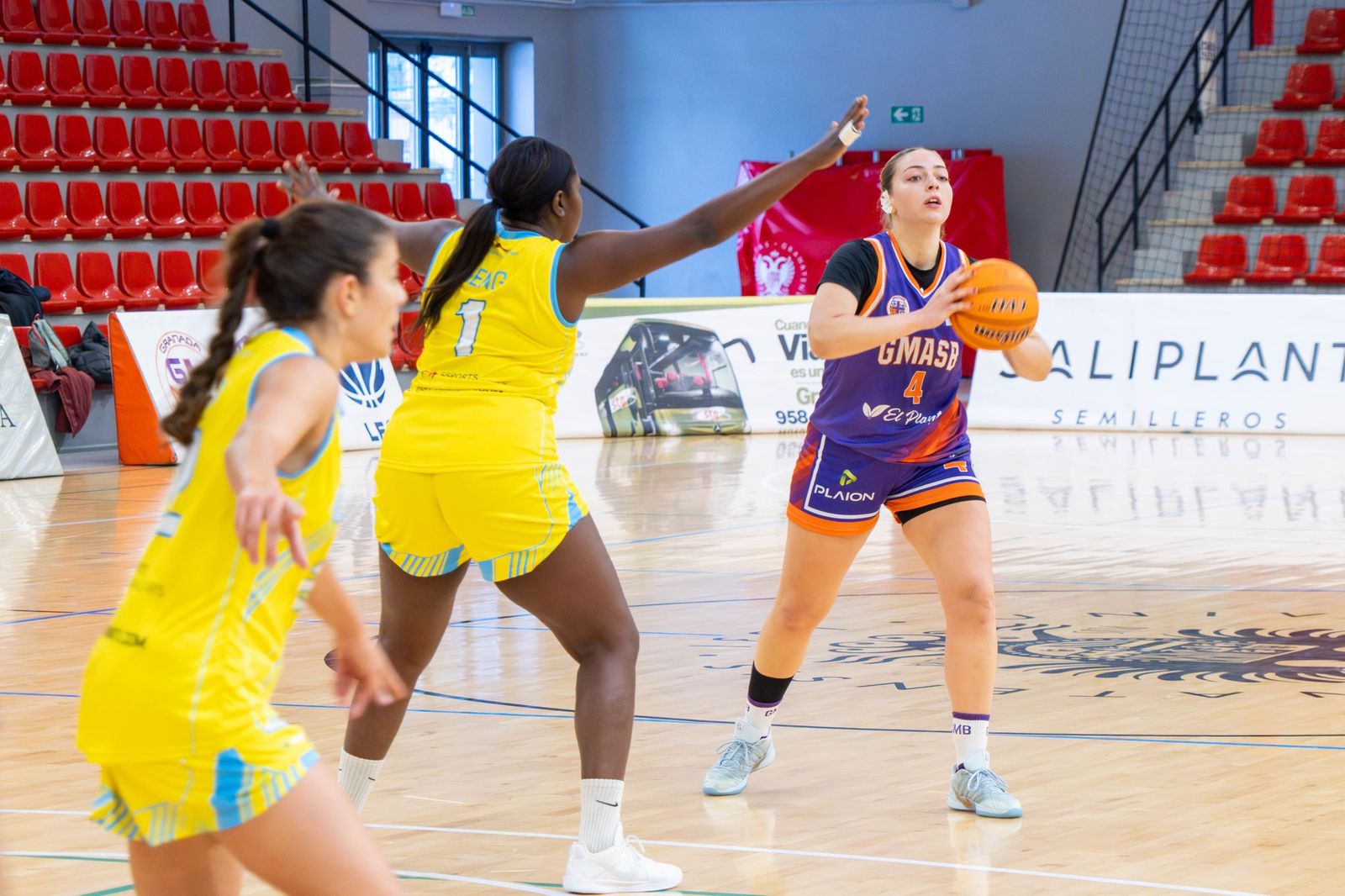 Ataque del equipo granadino en un partido anterior