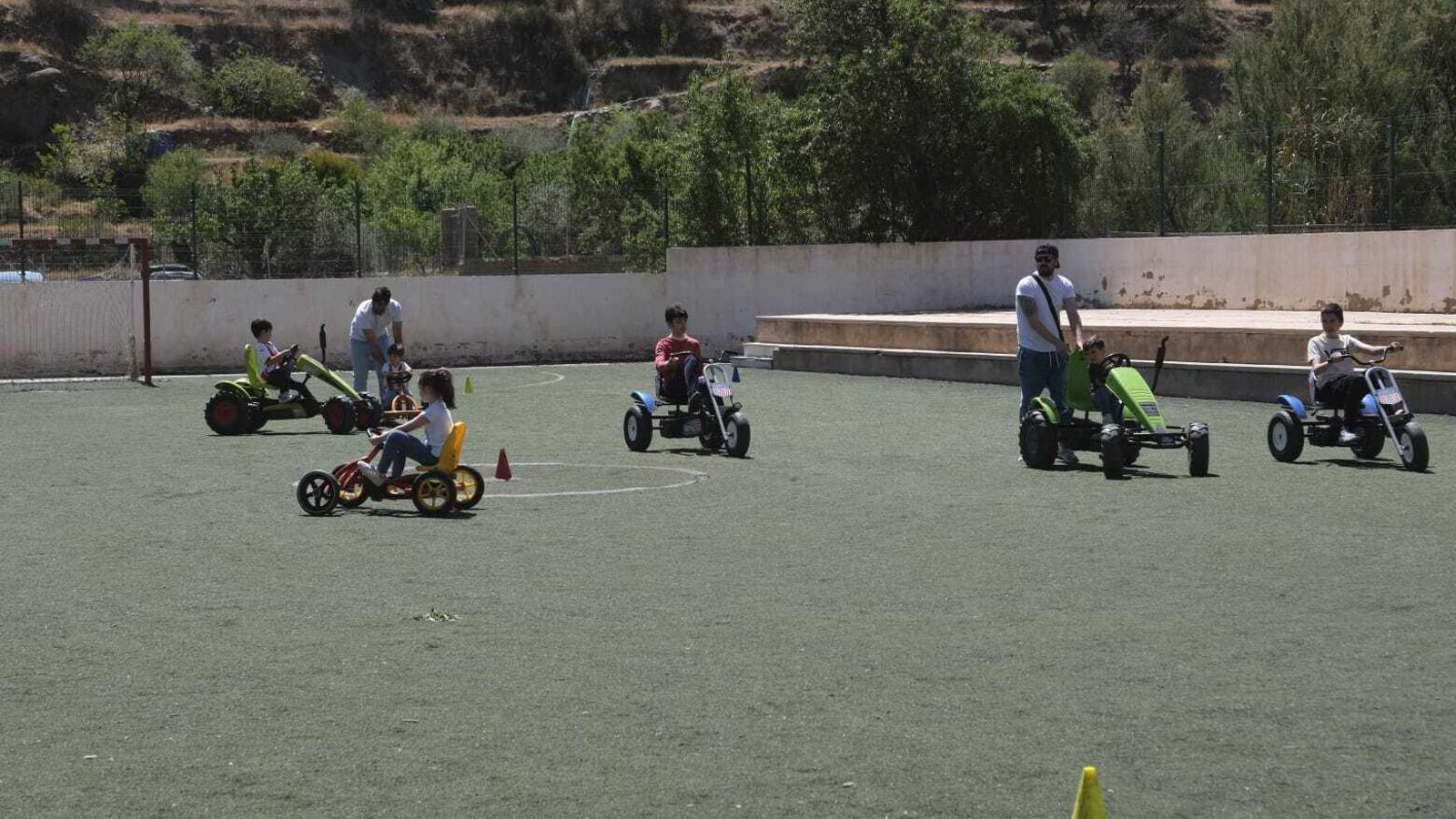 Los pequeños demostraron su destreza al volante con vehículos a pedales.