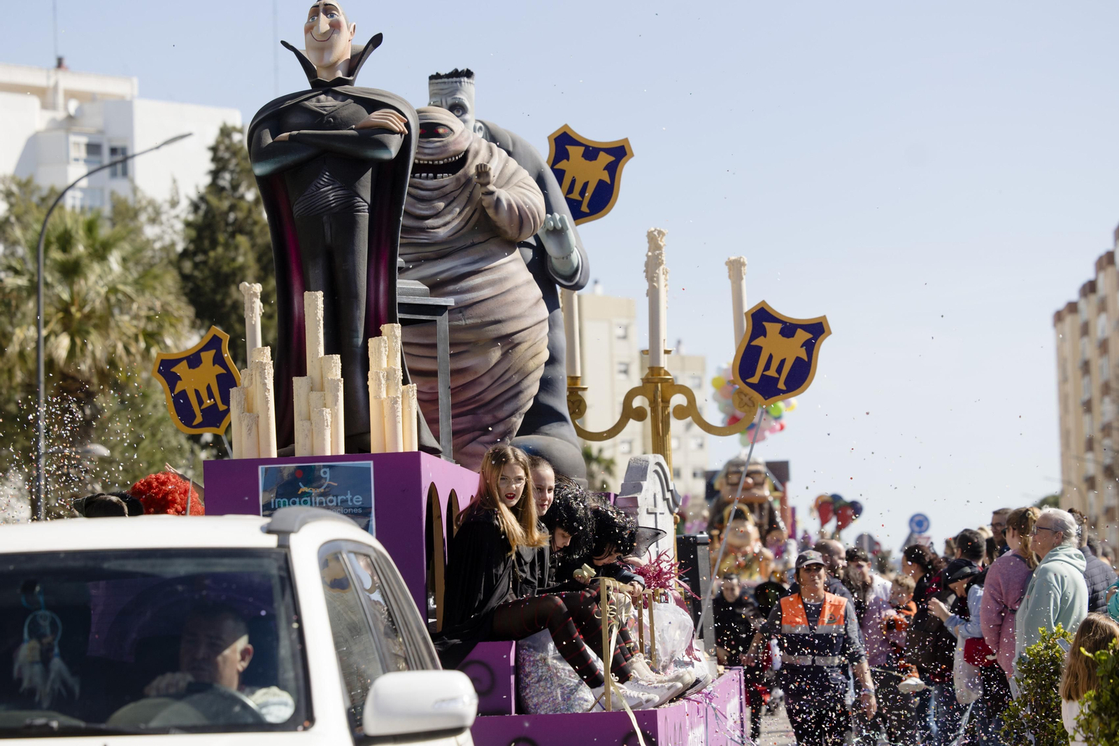 Búscate en las imágenes de la cabalgata de carnaval de San Fernando