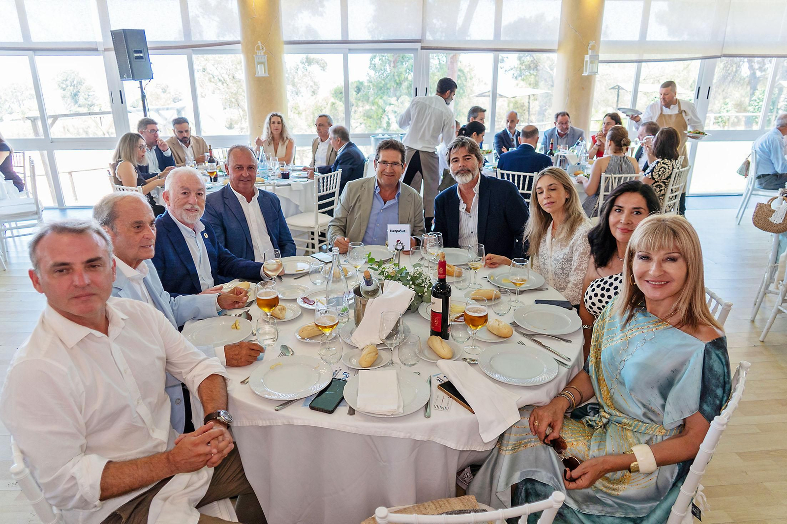 Imágenes de los invitados al acto de entrega del VI Premio Reconocimiento Andaluz a Carolina Marín