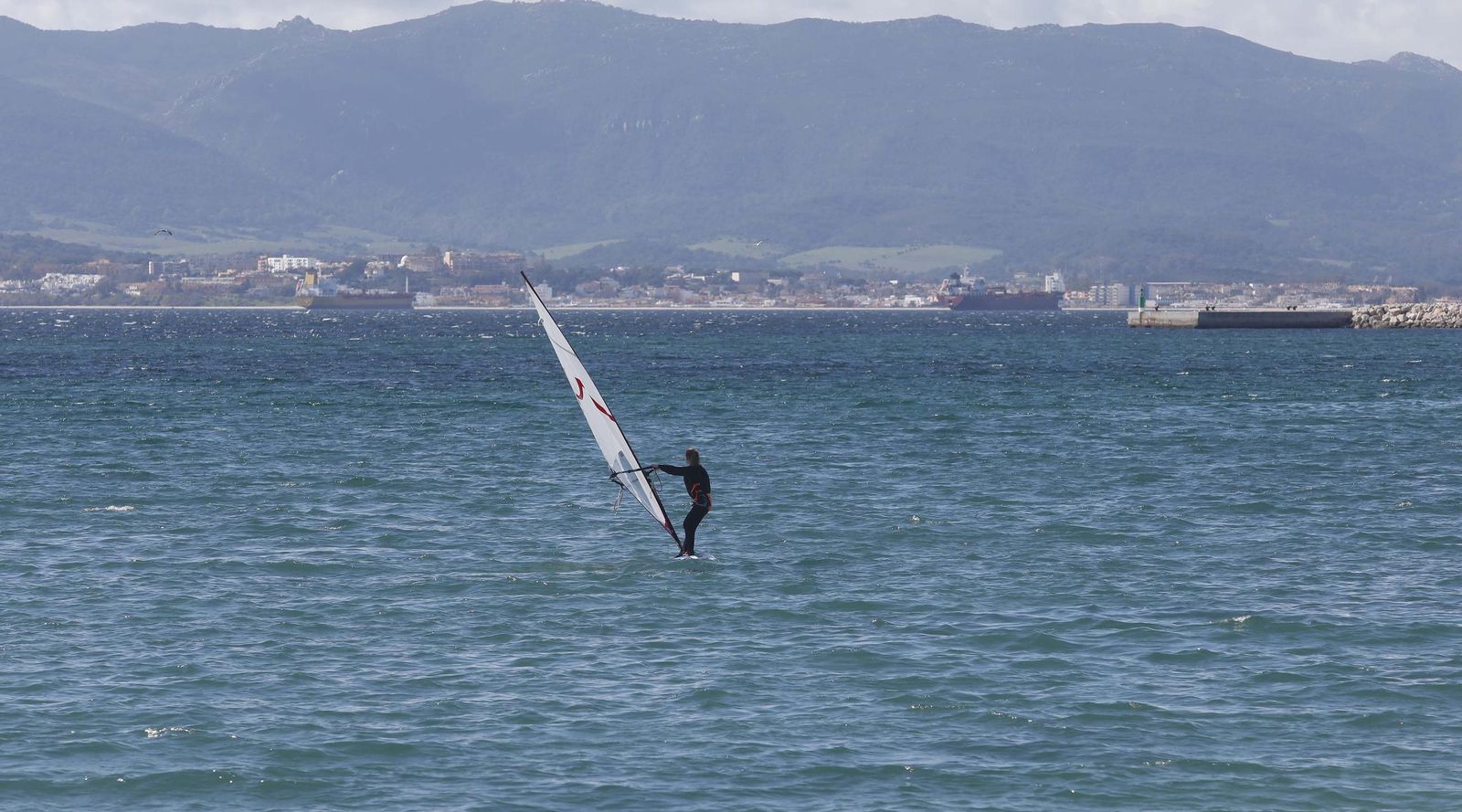 Las fotos de la primera jornada de la Copa de Andalucía de la clase windsurfer en La Línea
