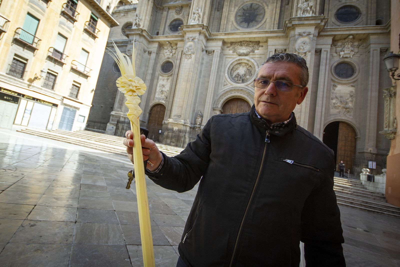 Fotos de Semana Santa: el Domingo de Ramos de Granada desierto por el coronavirus