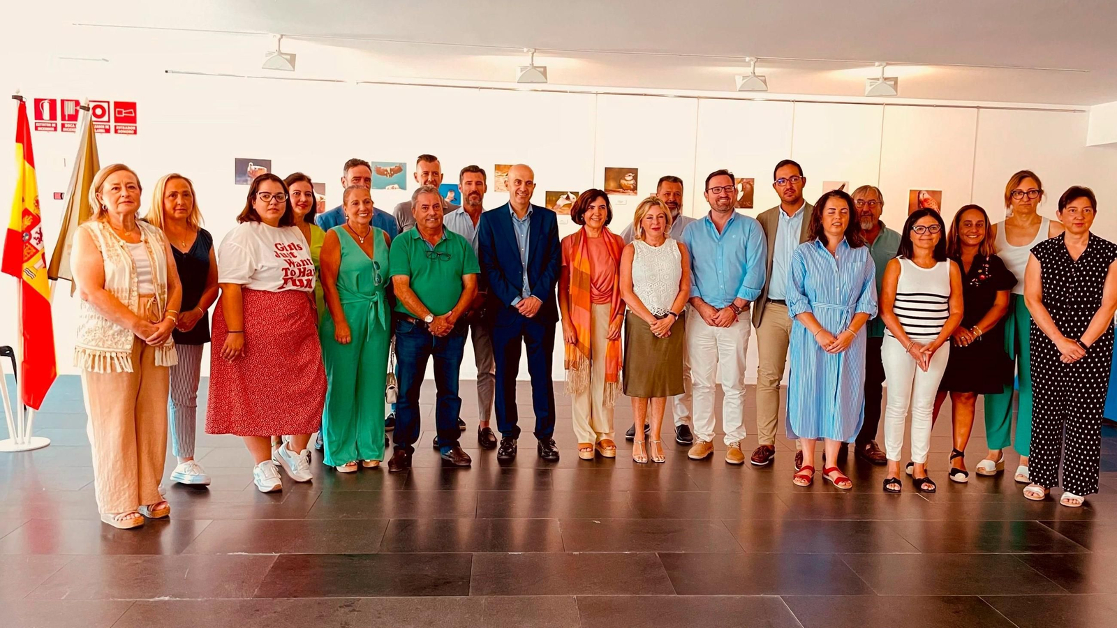 Reunión en Archidona para abordar las claves del programa 'Andalucía Activa'. Reunión en Archidona para abordar las claves del programa 'Andalucía Activa'.