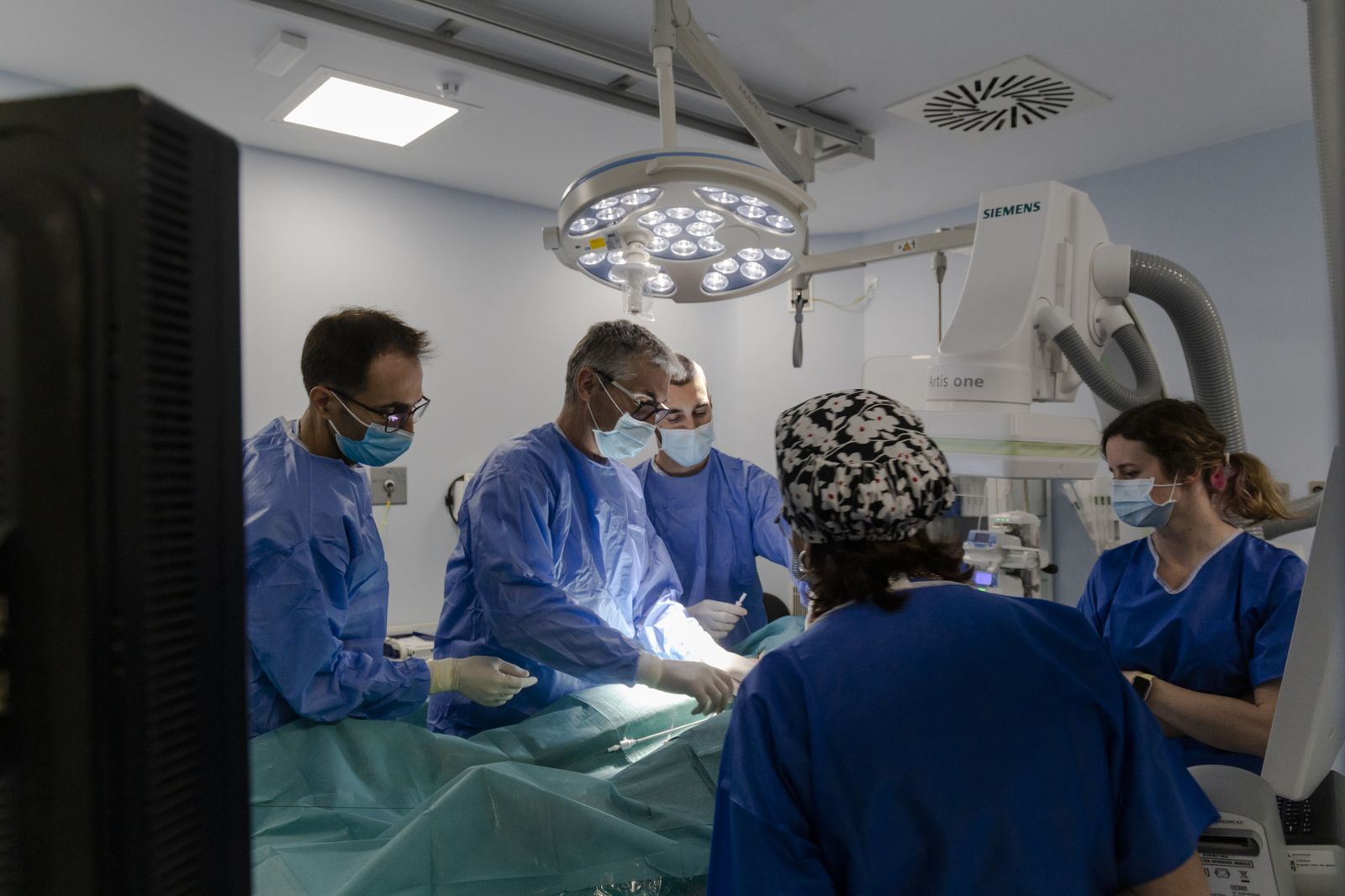 Tratamiento de arritmia con el uso de ecografía intracardíaca en el Hospital Juan Ramón Jiménez.