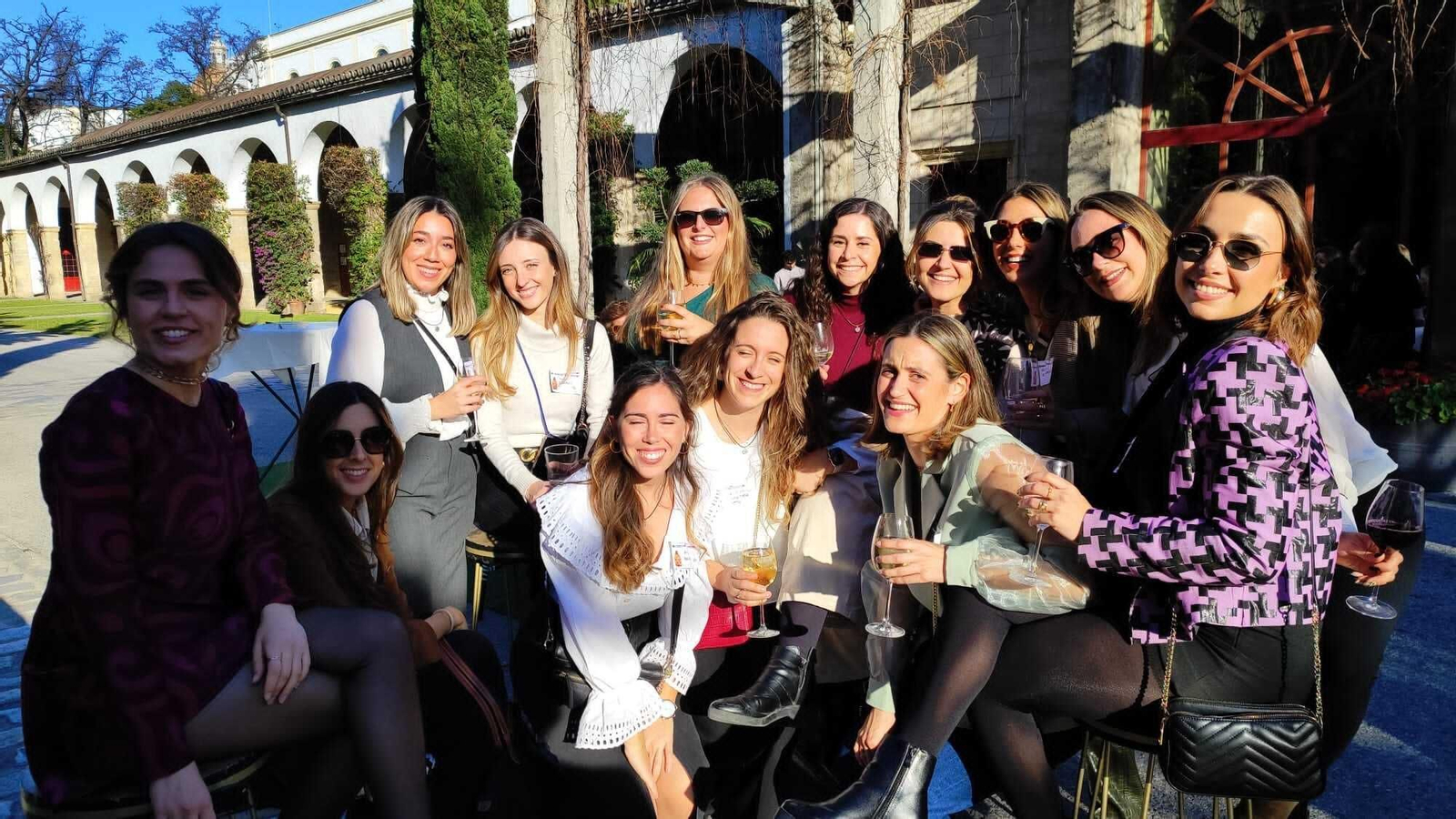 Así fue el gran encuentro por el 75 aniversario del colegio Jesús-María 'El Cuco' en Jerez Así fue el gran encuentro por el 75 aniversario del colegio Jesús-María 'El Cuco' en Jerez