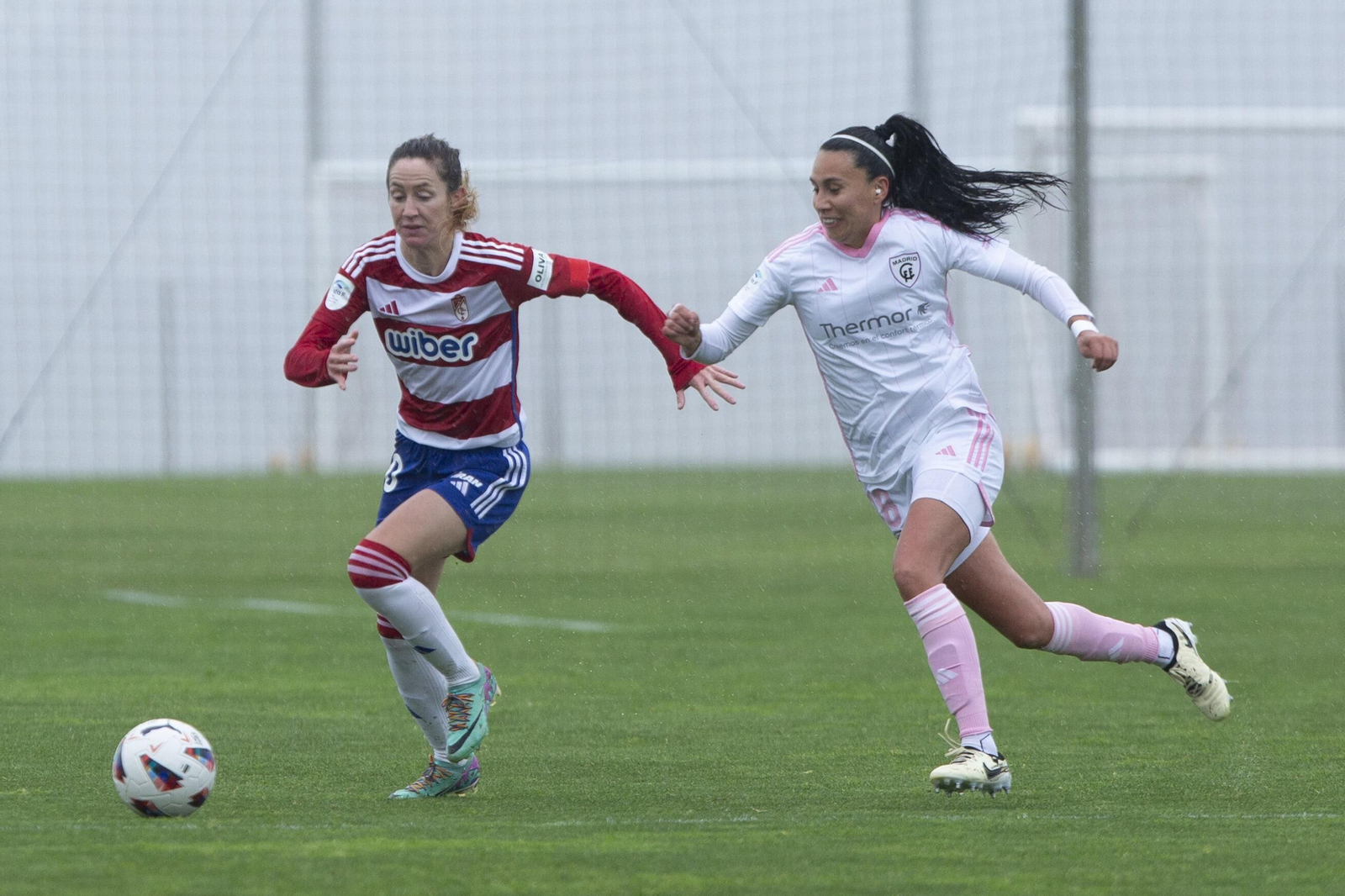 Las mejores imágenes del Granada CF - Madrid CFF