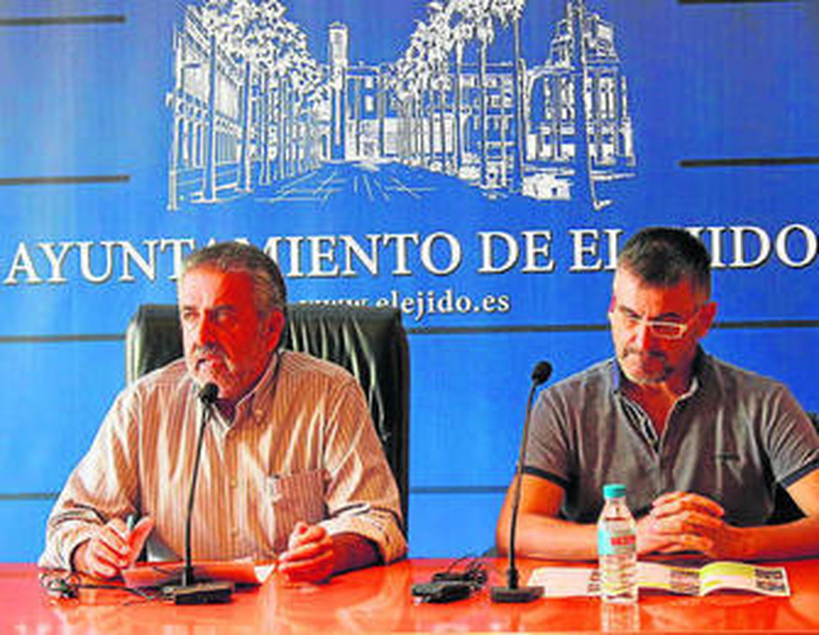 Mikel Eretxun y Diego Vasallo, otra vez unidos bajo Duncan Dhu actuaran el 7 de diciembre en El Ejido.