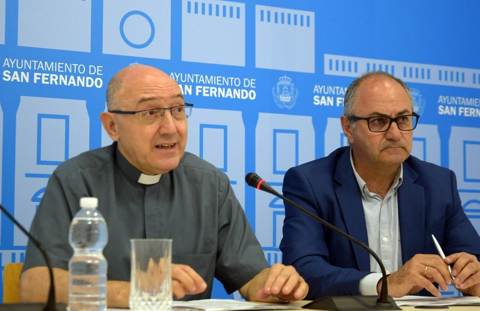 Gonzalo Núñez (i.) e Ignacio Bermejo, esta mañana en la presentación del Corpus.